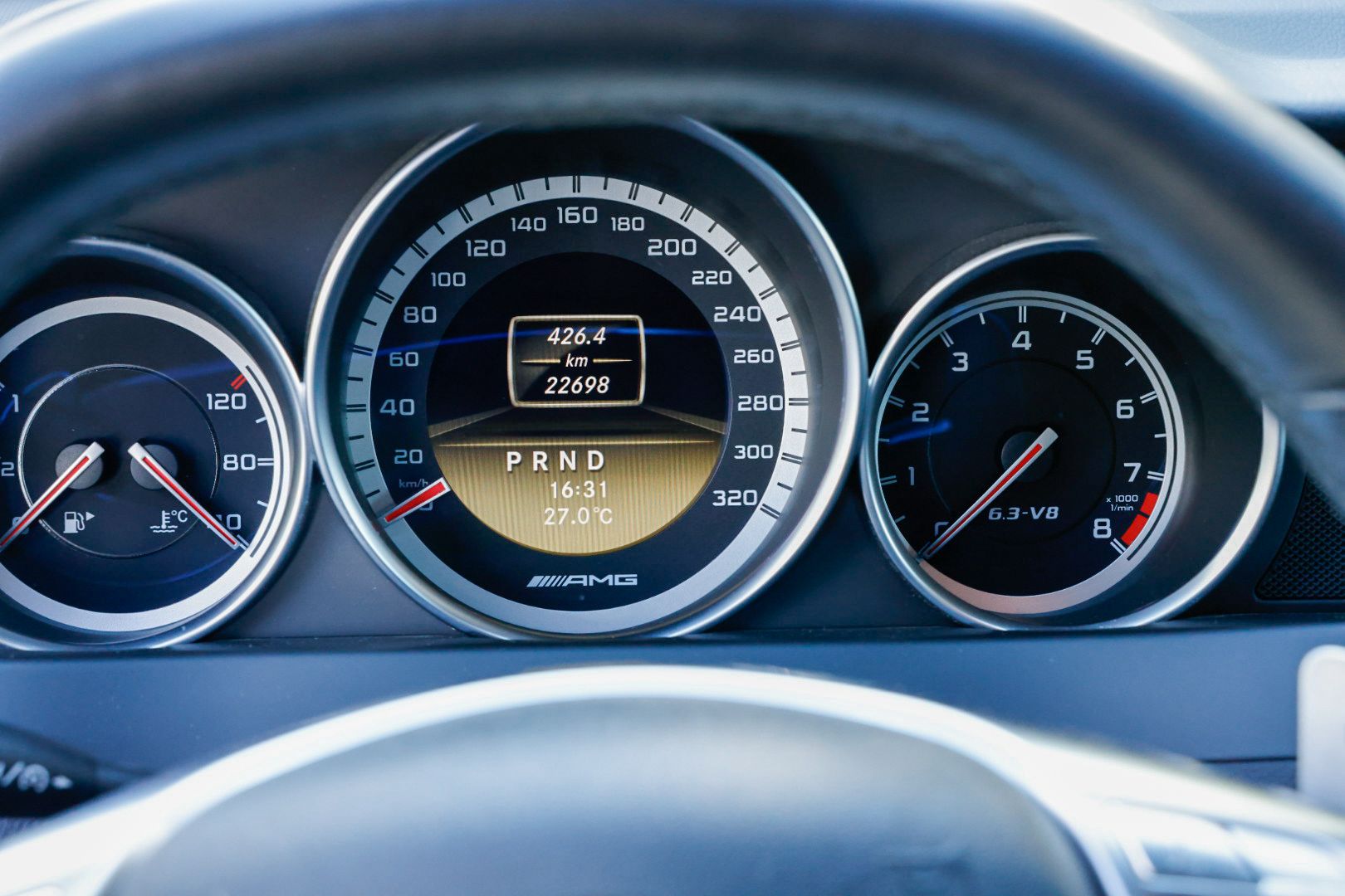 MERCEDES-BENZ C 63 Coupé AMG Speedshift MCT-image-1