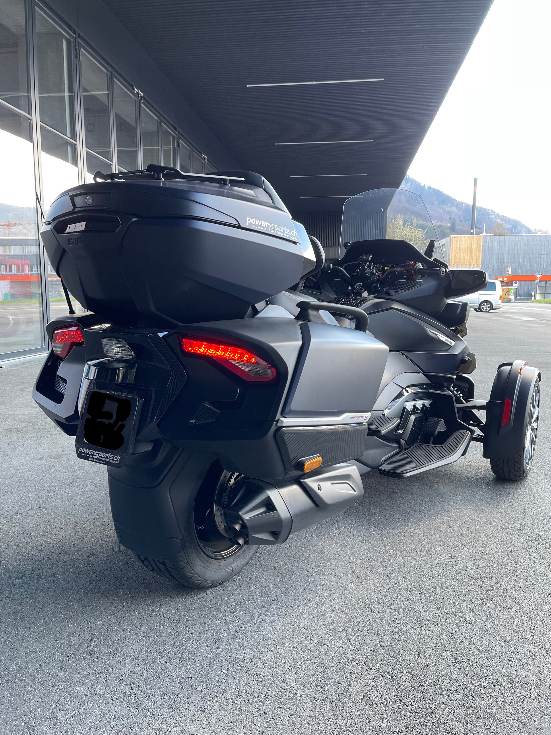CAN-AM Spyder RT-LTD Sea Sky Edition SE6-image-9