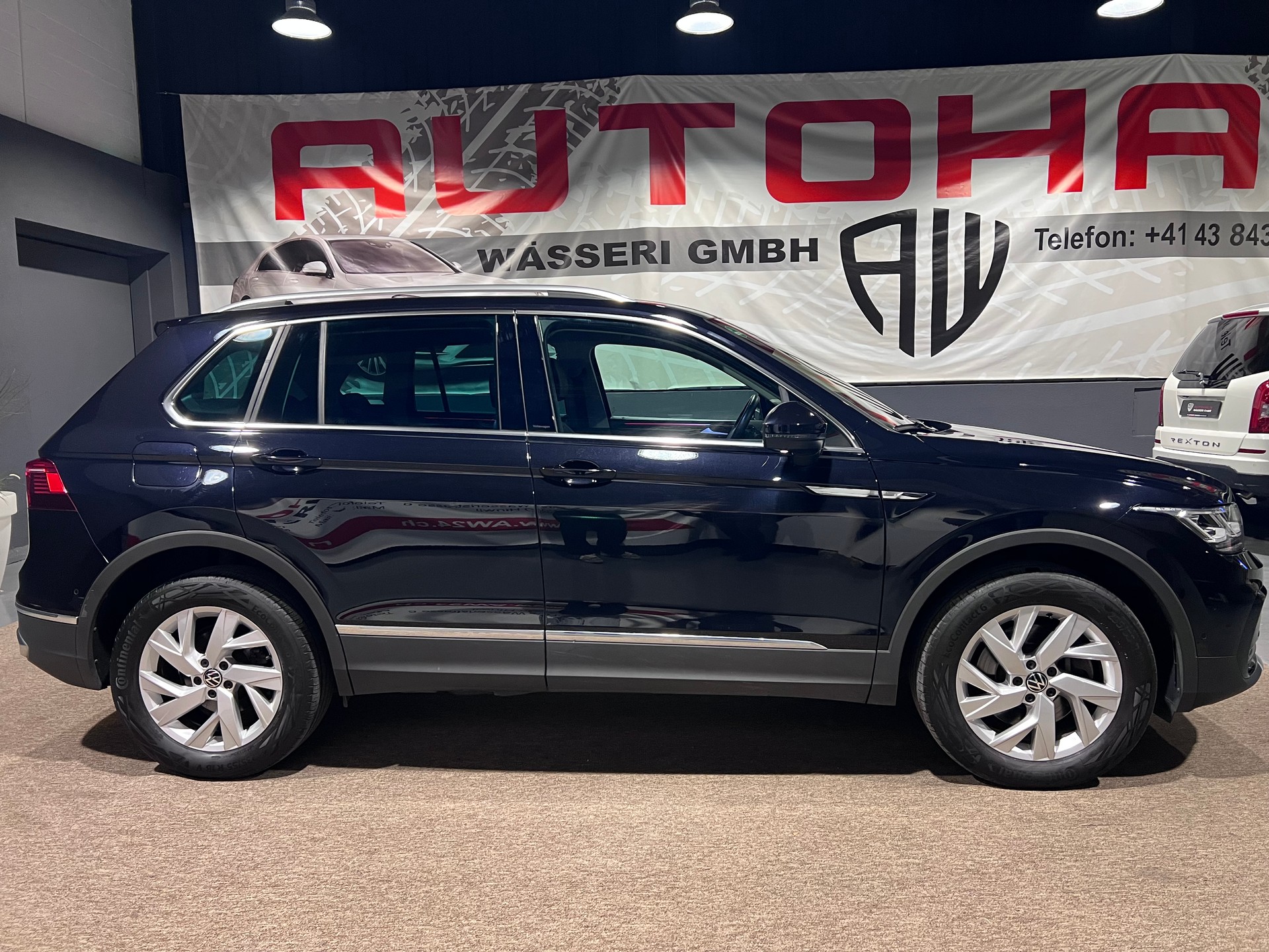 VW Tiguan 2.0 TDI SCR Elegance 4Motion DSG-image-1