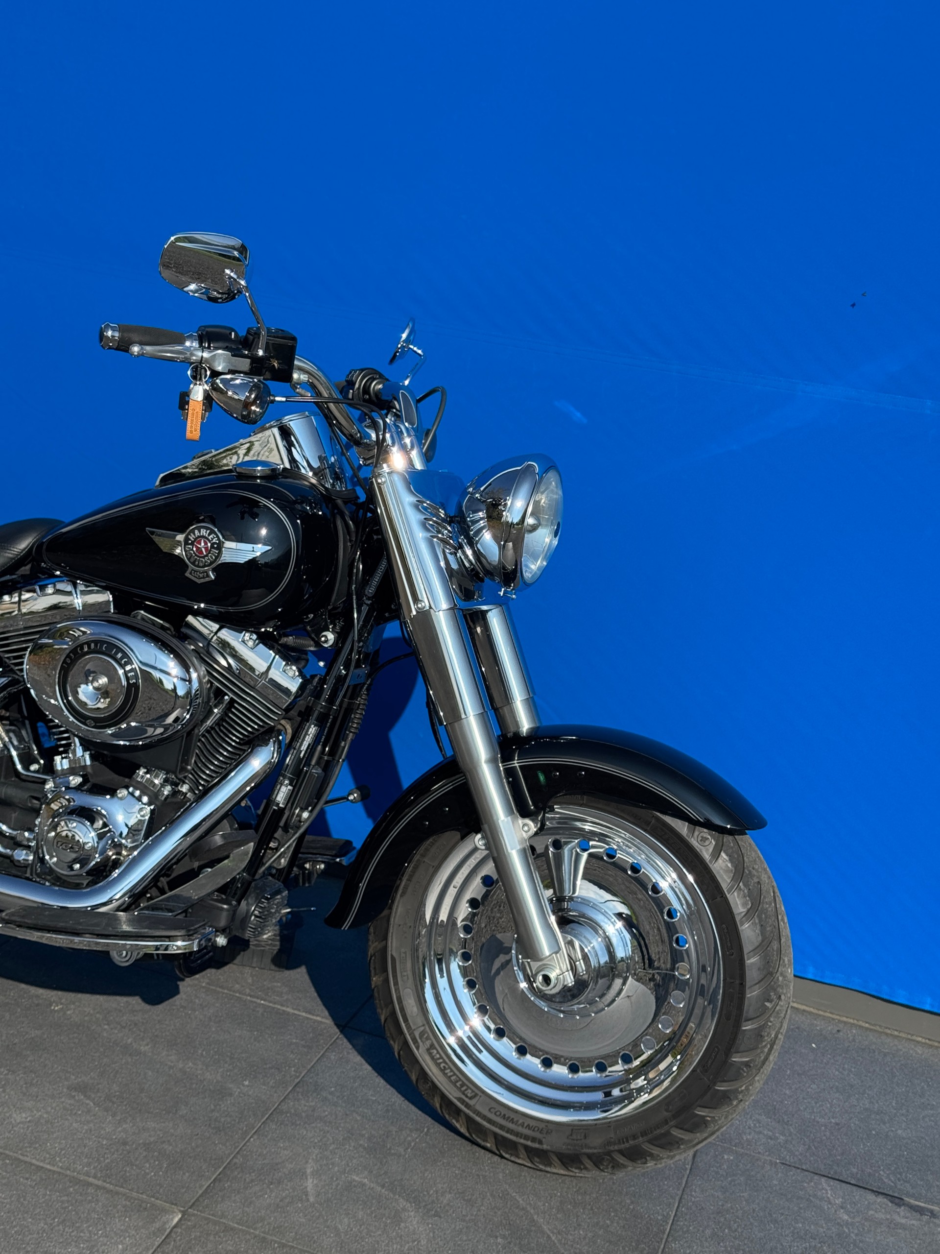 HARLEY-DAVIDSON FLSTF Fat Boy ABS-showroom-element-1