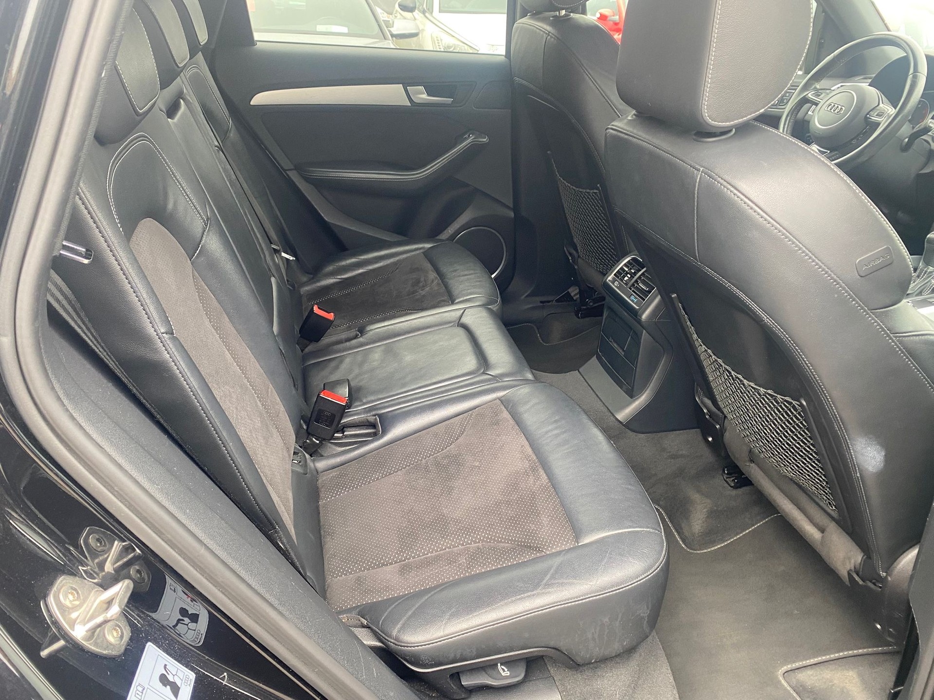 AUDI Q5 3.0 TDI quattro S-tronic-image-8