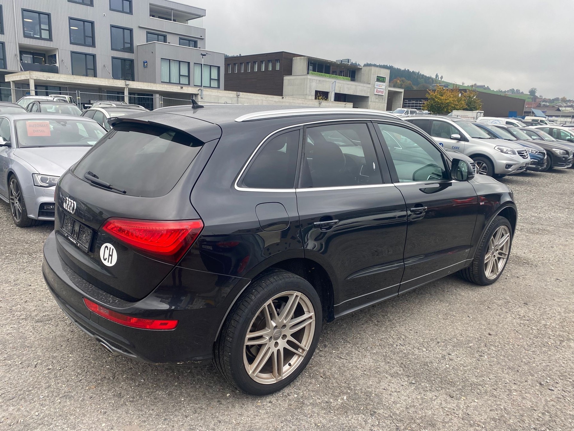 AUDI Q5 3.0 TDI quattro S-tronic-image-3