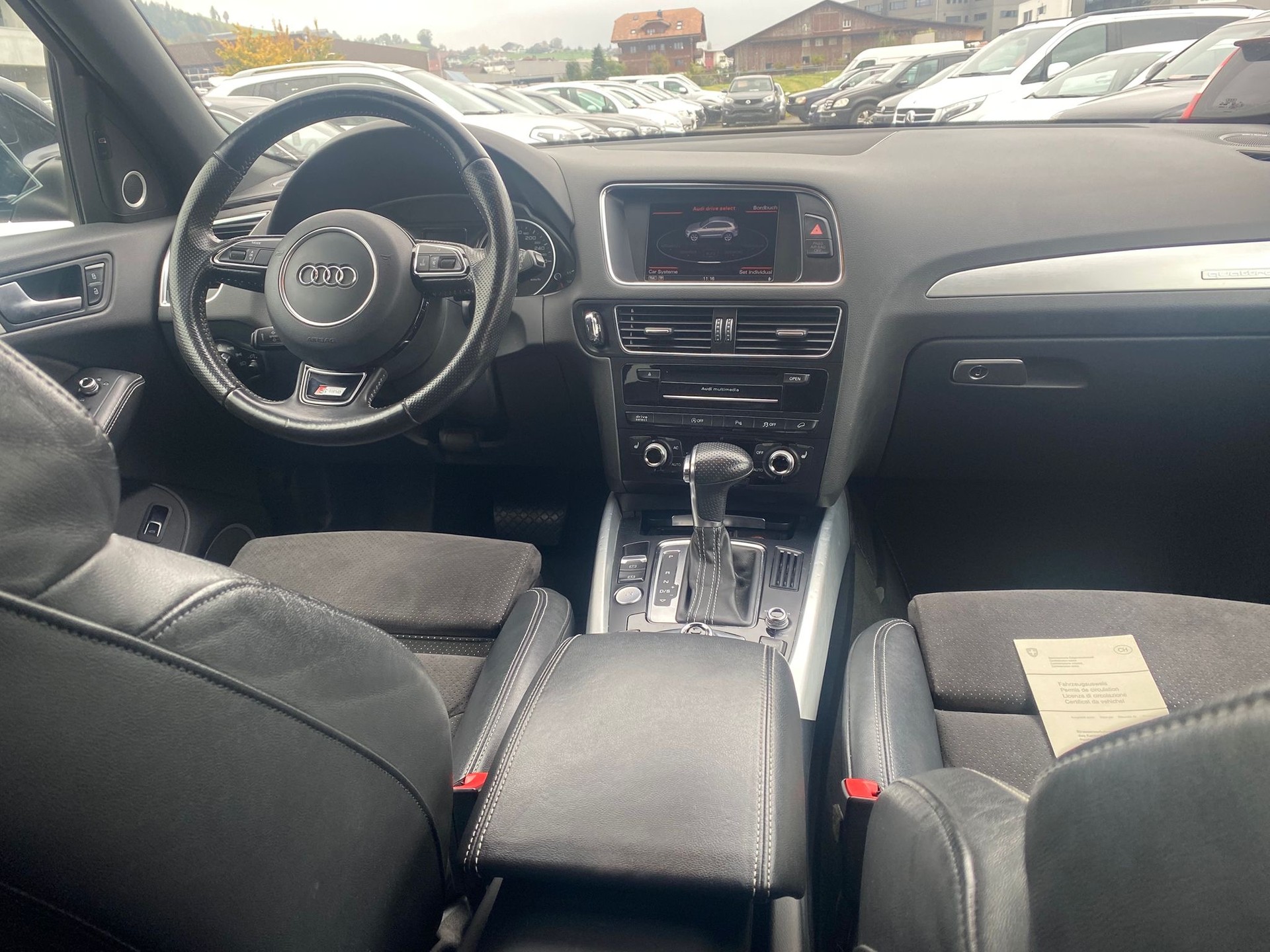 AUDI Q5 3.0 TDI quattro S-tronic-image-13