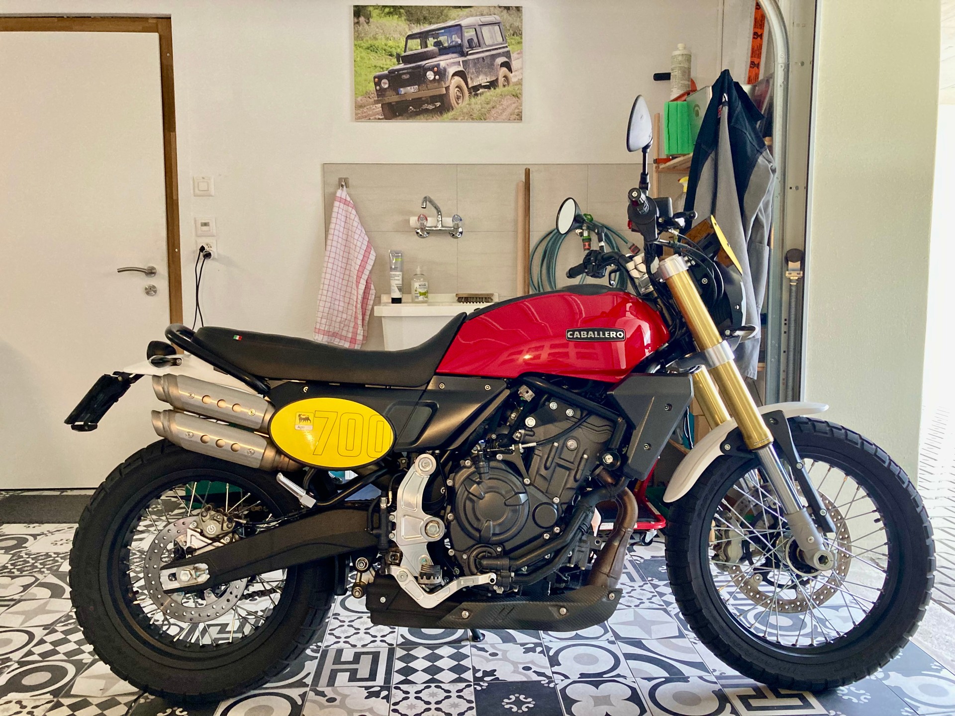 FANTIC Caballero 700 Scrambler-image-1