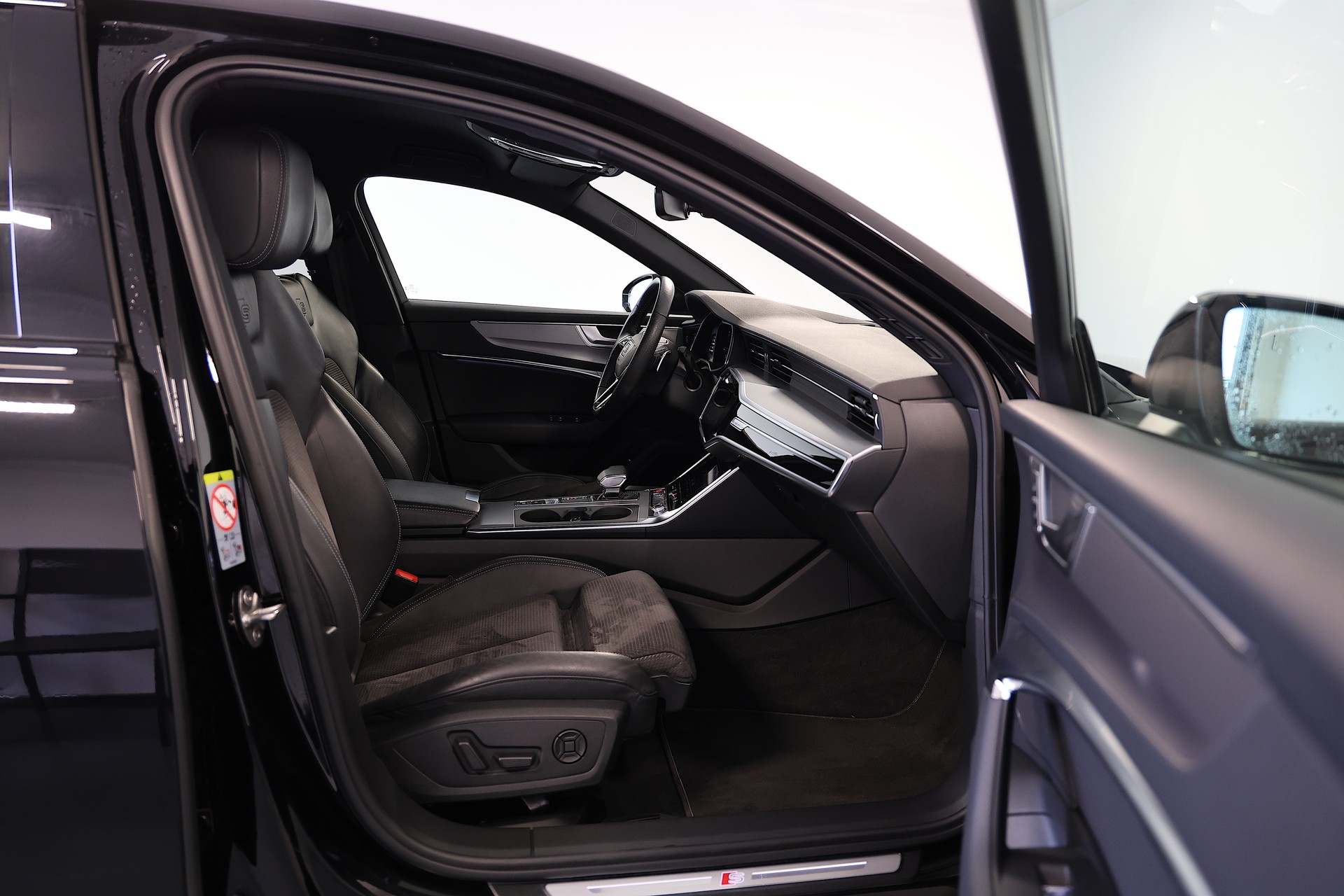 AUDI S6 Limousine 3.0 TDI quattro tiptronic-image-11