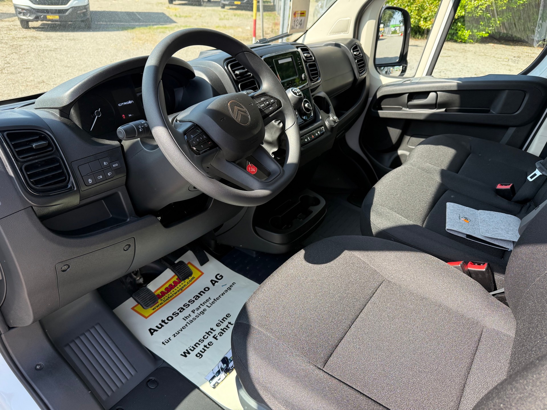 CITROEN Jumper 35 2.2 BlueHDI 140 PS L3H3 Modell 2026-image-12