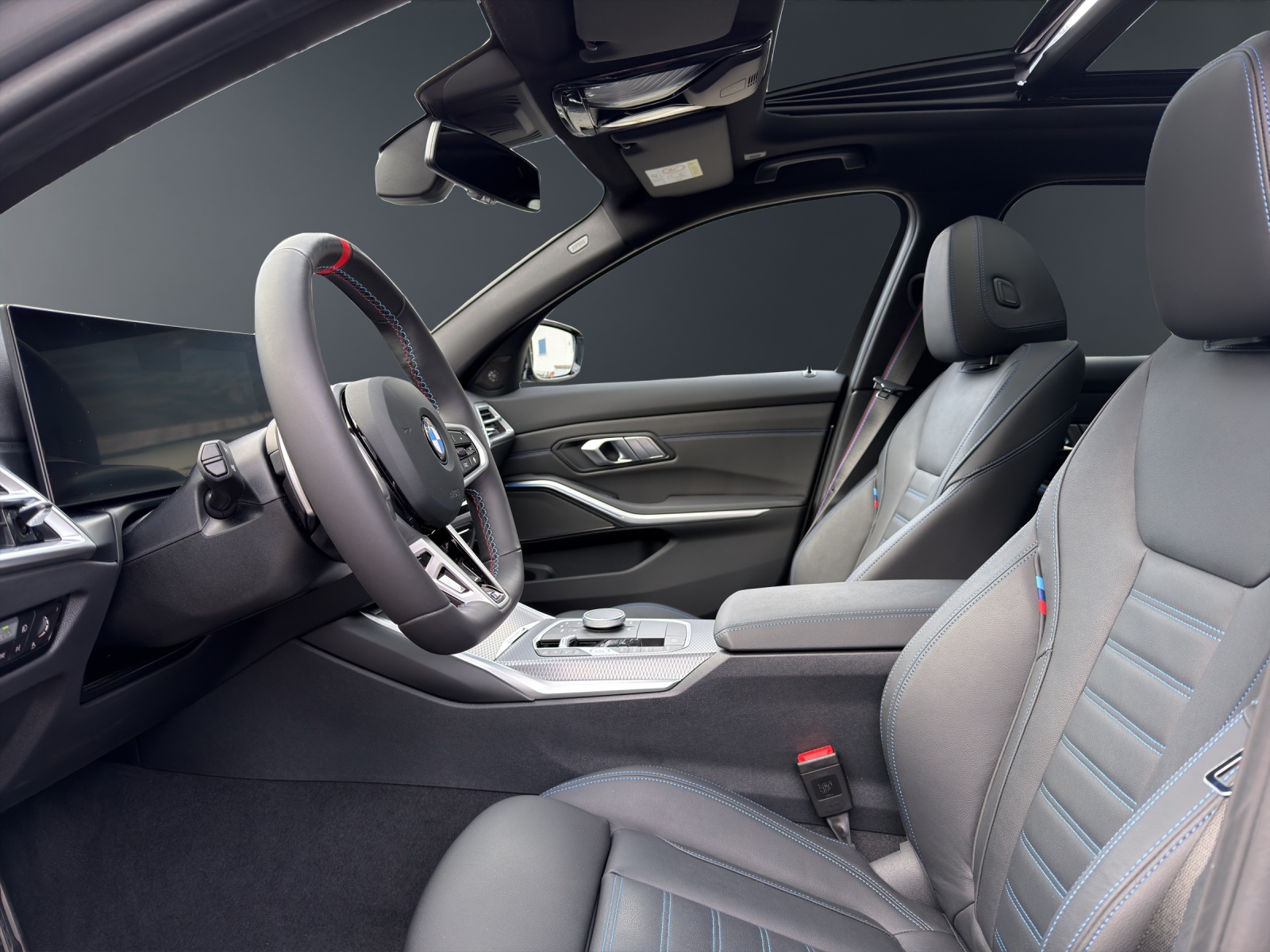 BMW M340i xDrive Touring-image-10