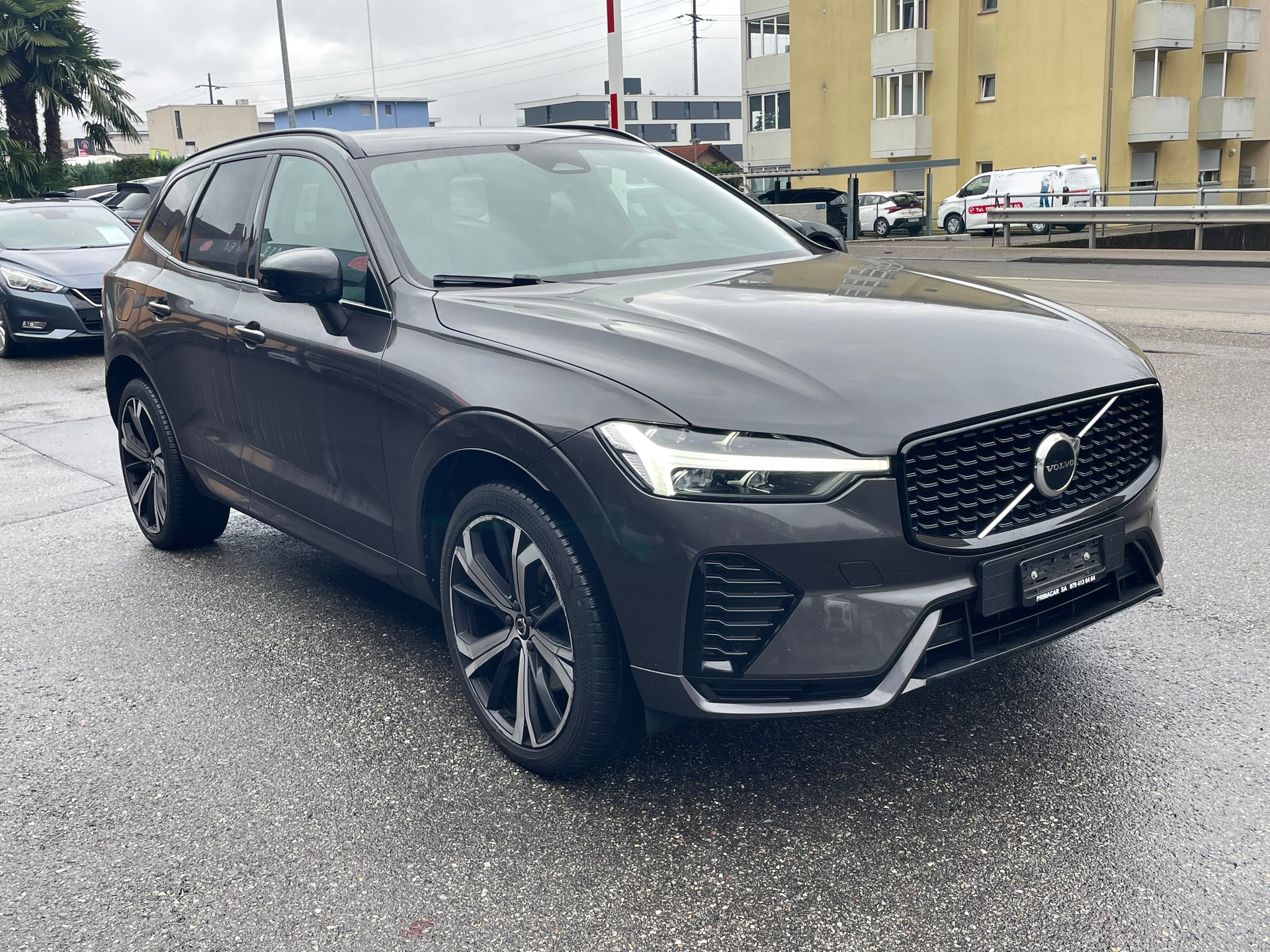 VOLVO XC60 B4 Diesel Mild Hybrid AWD Plus Dark Geartronic-image-11