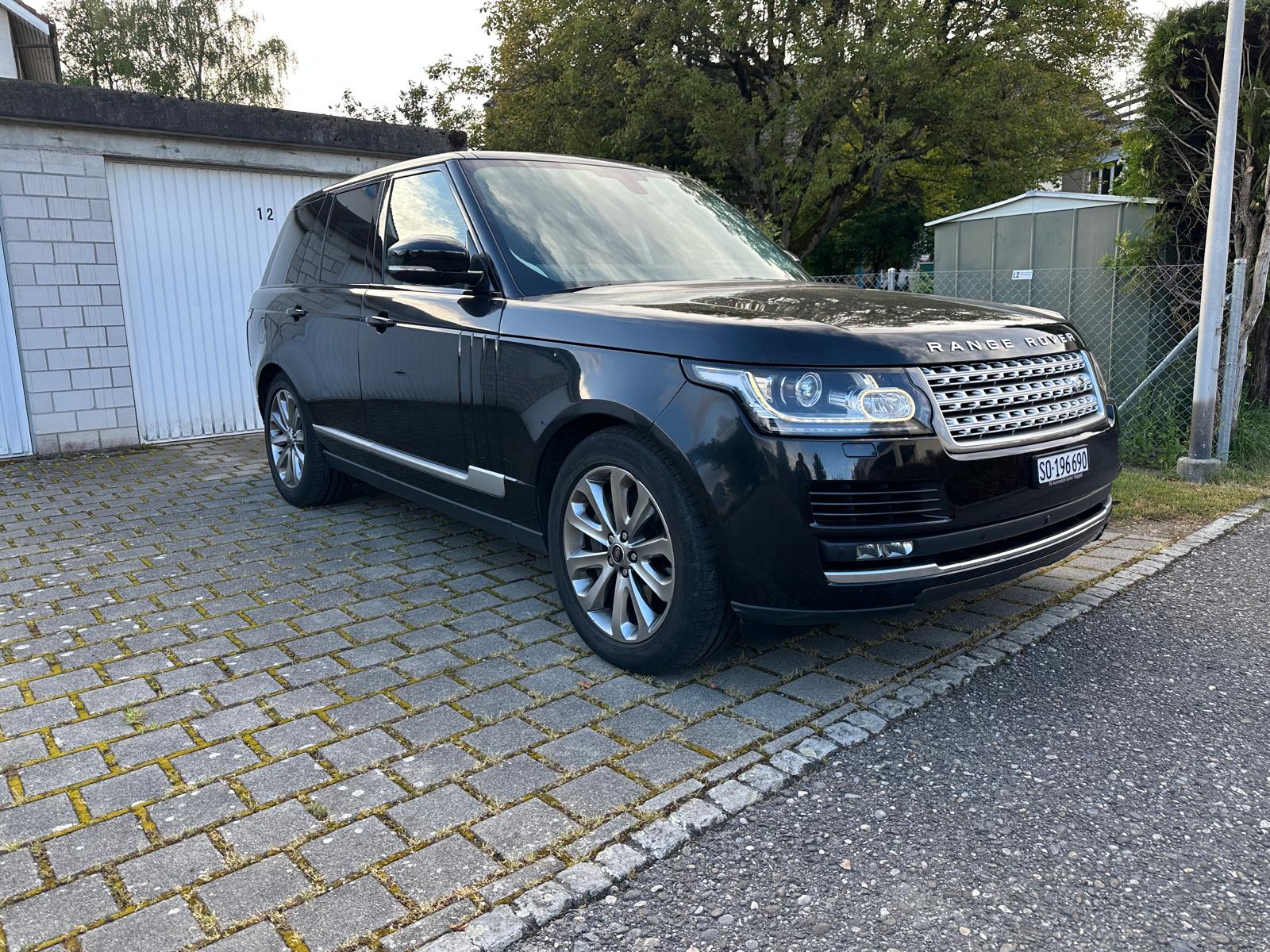 LAND ROVER Range Rover 4.4 SDV8 Vogue Automatic-image-6