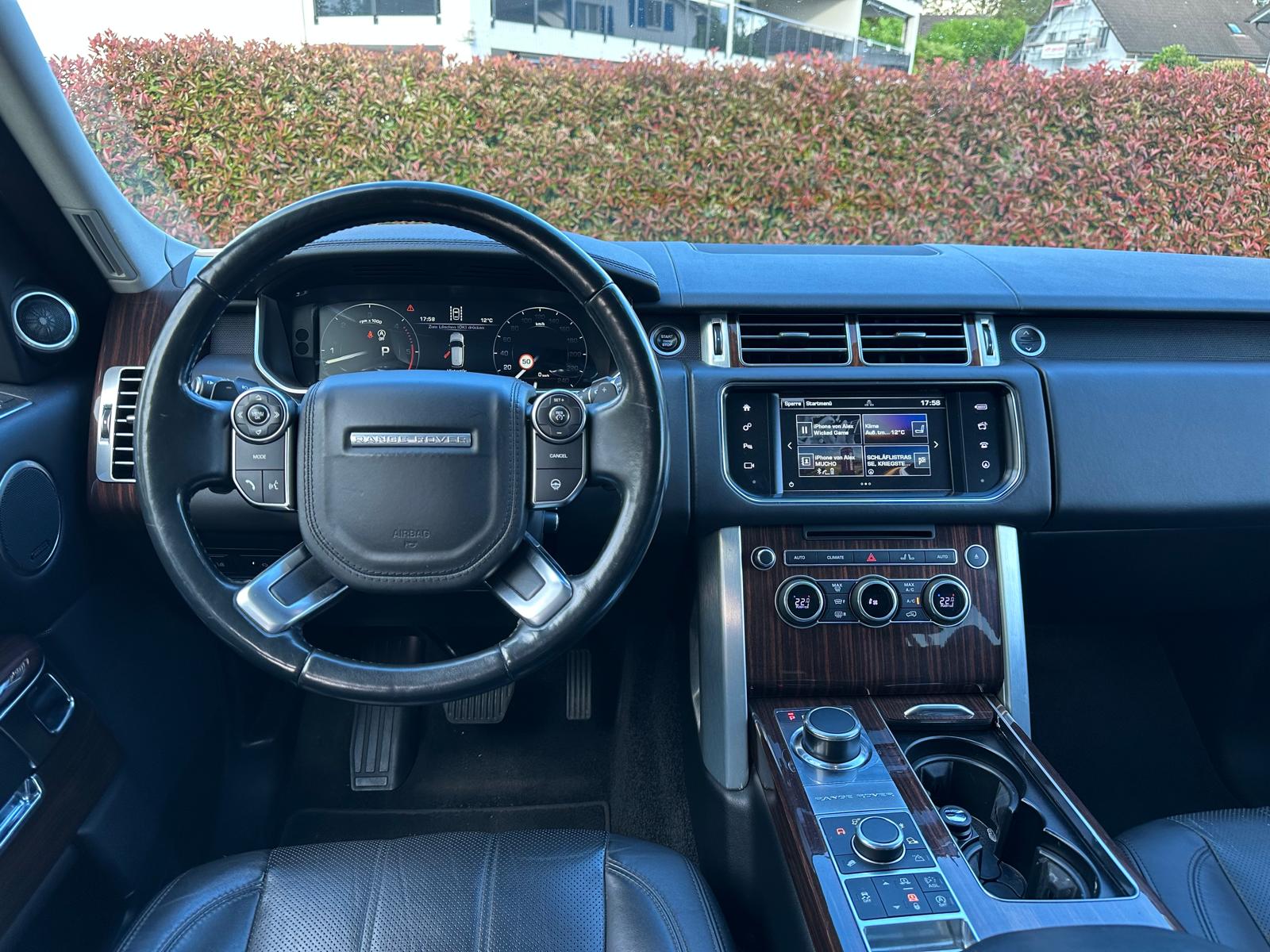 LAND ROVER Range Rover 4.4 SDV8 Vogue Automatic-image-4