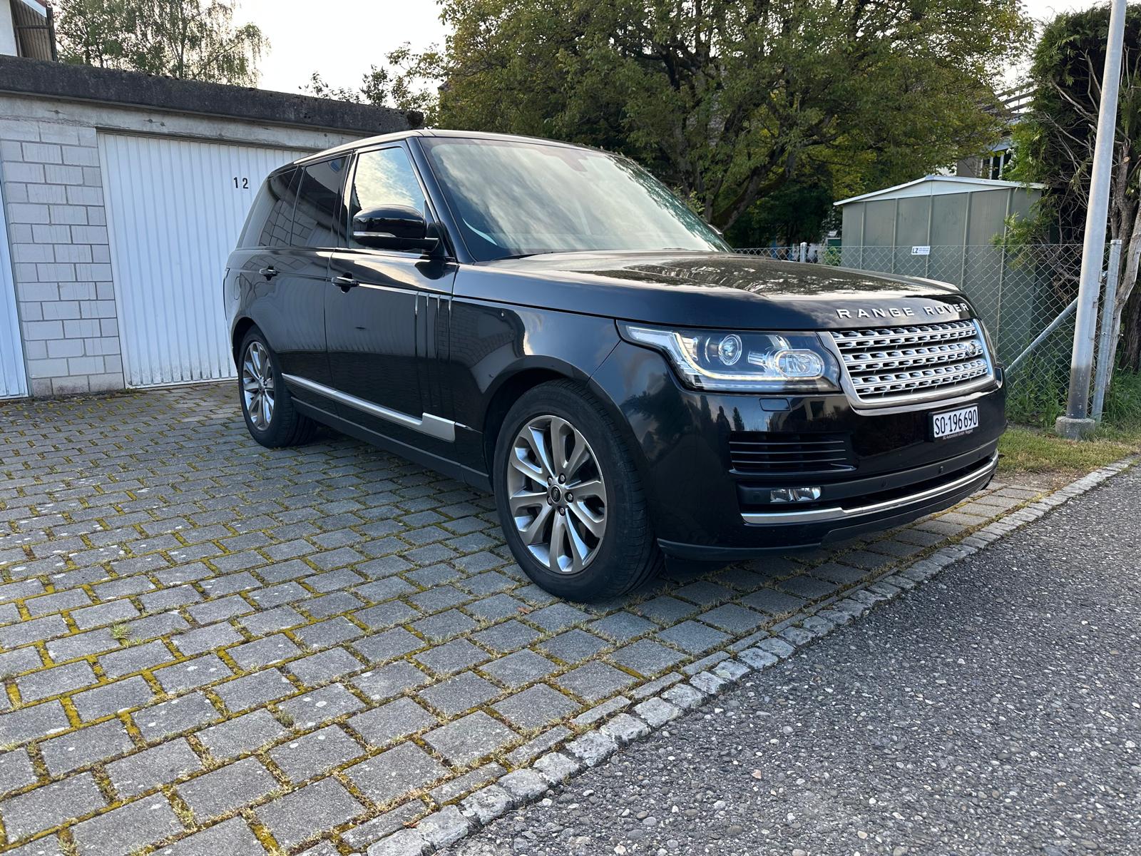 LAND ROVER Range Rover 4.4 SDV8 Vogue Automatic-image-9