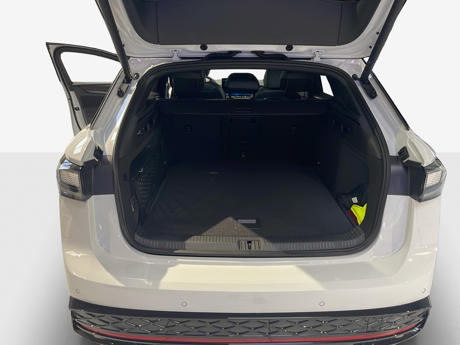 VW ID.7 Tourer GTX 86 kWh GTX 4 Motion-image-12