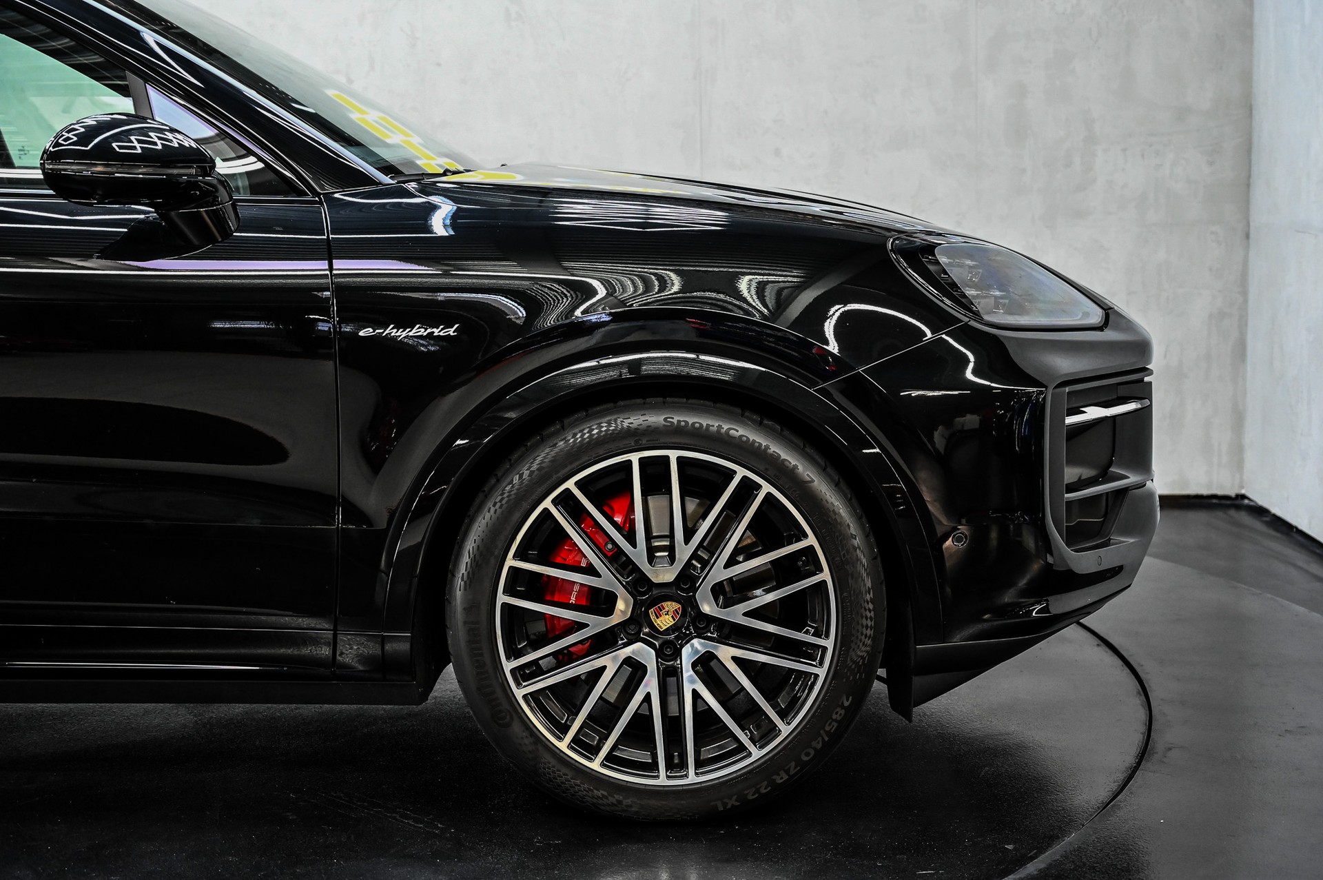 PORSCHE Cayenne S E-Hybrid Coupé-image-12