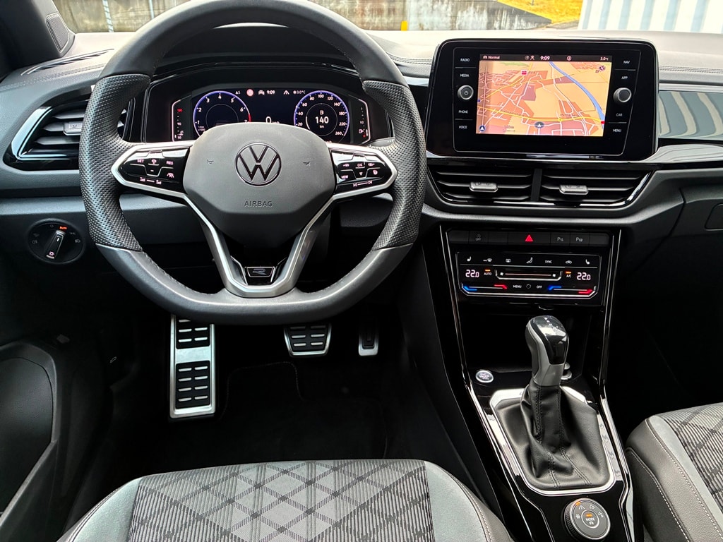 VW T-Roc 2.0 TSI R-Line DSG 4Motion-image-8