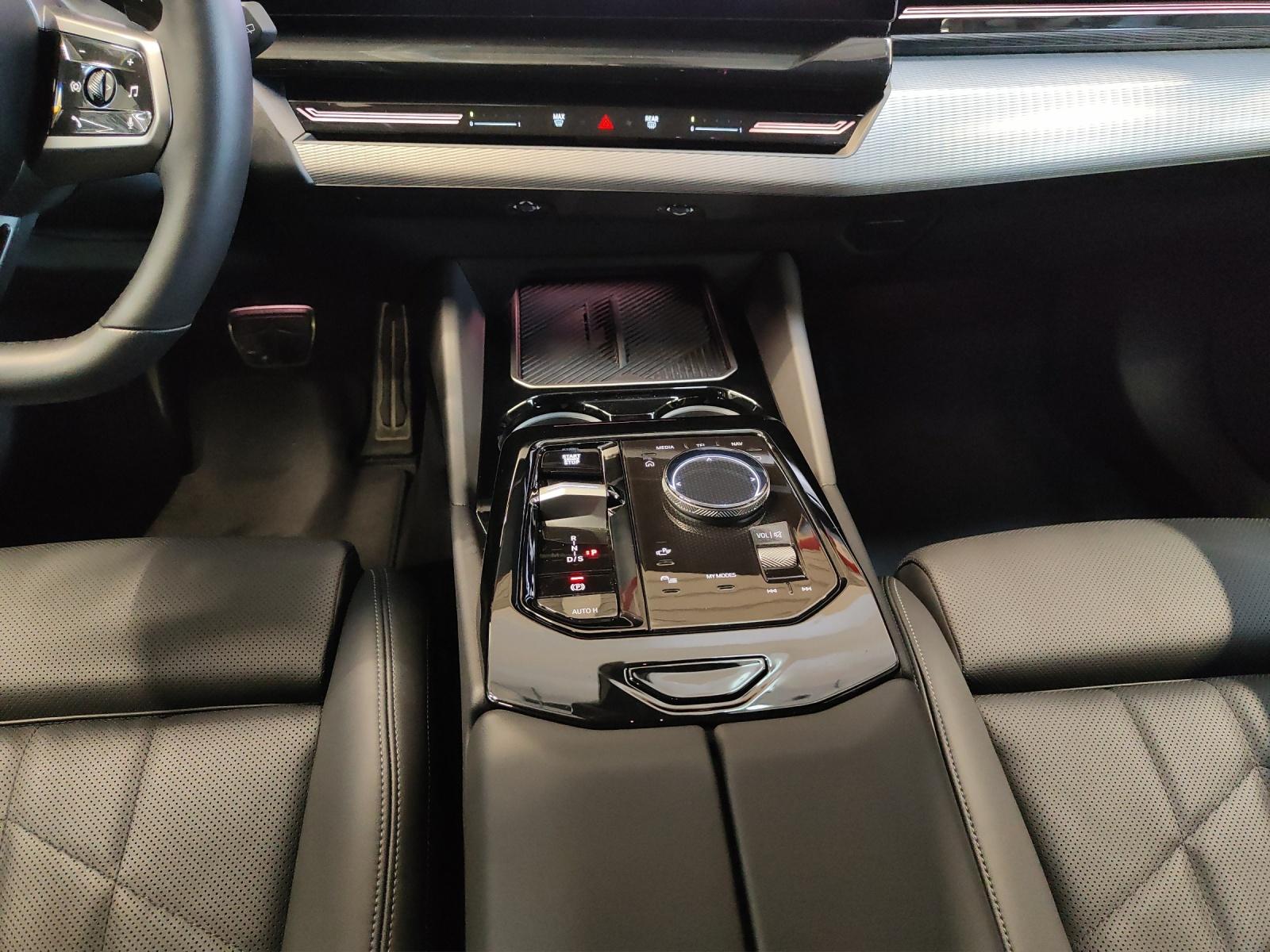 BMW 520d xDrive Touring Attraktiven Leasingzinssatz ab 1,9 % bei Abschluss einer BMW Fahrzeugversicherung.-image-14