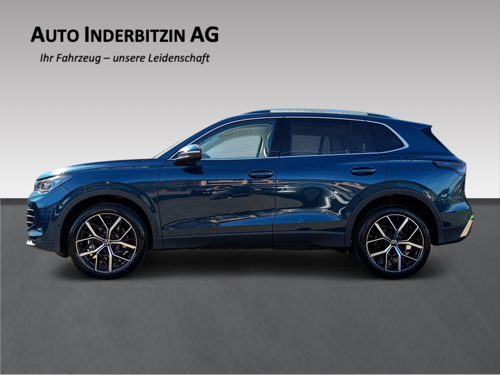 VW Tiguan 2.0 TSI DSG Elegance 4Motion-image-3