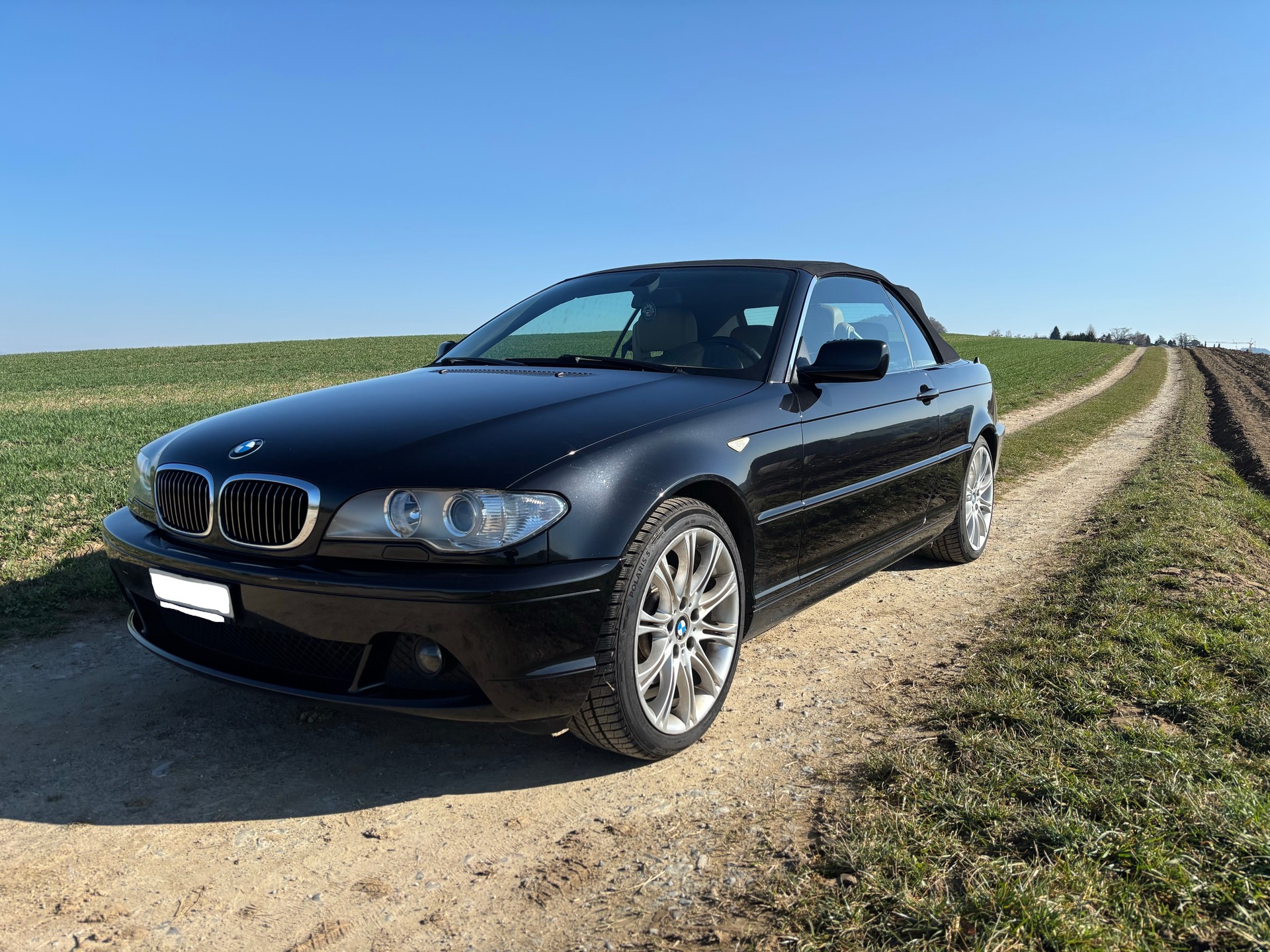 BMW 325Ci Cabriolet-image-1