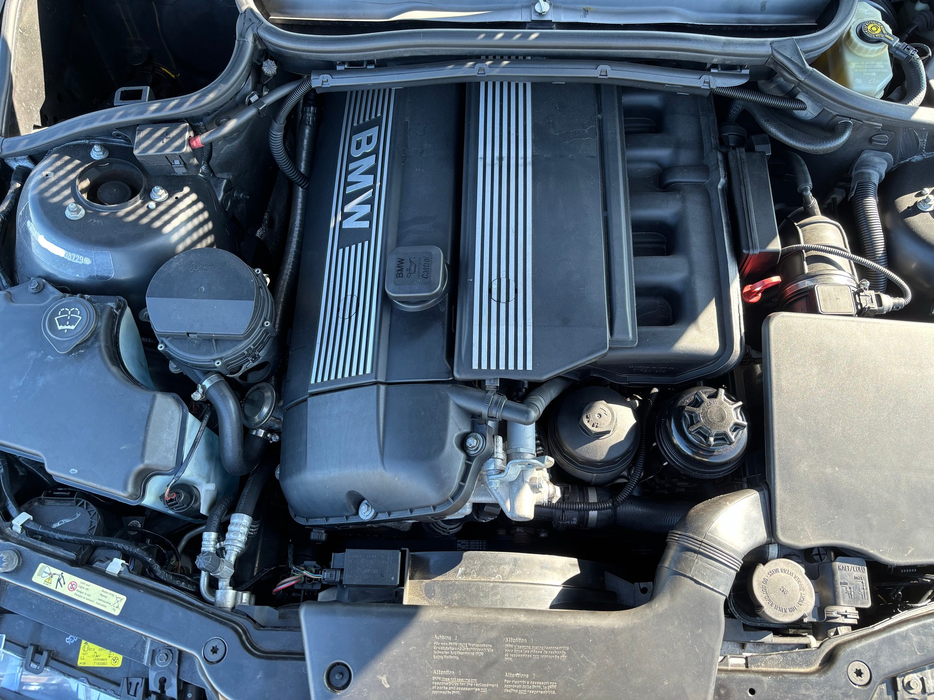 BMW 325Ci Cabriolet-image-14