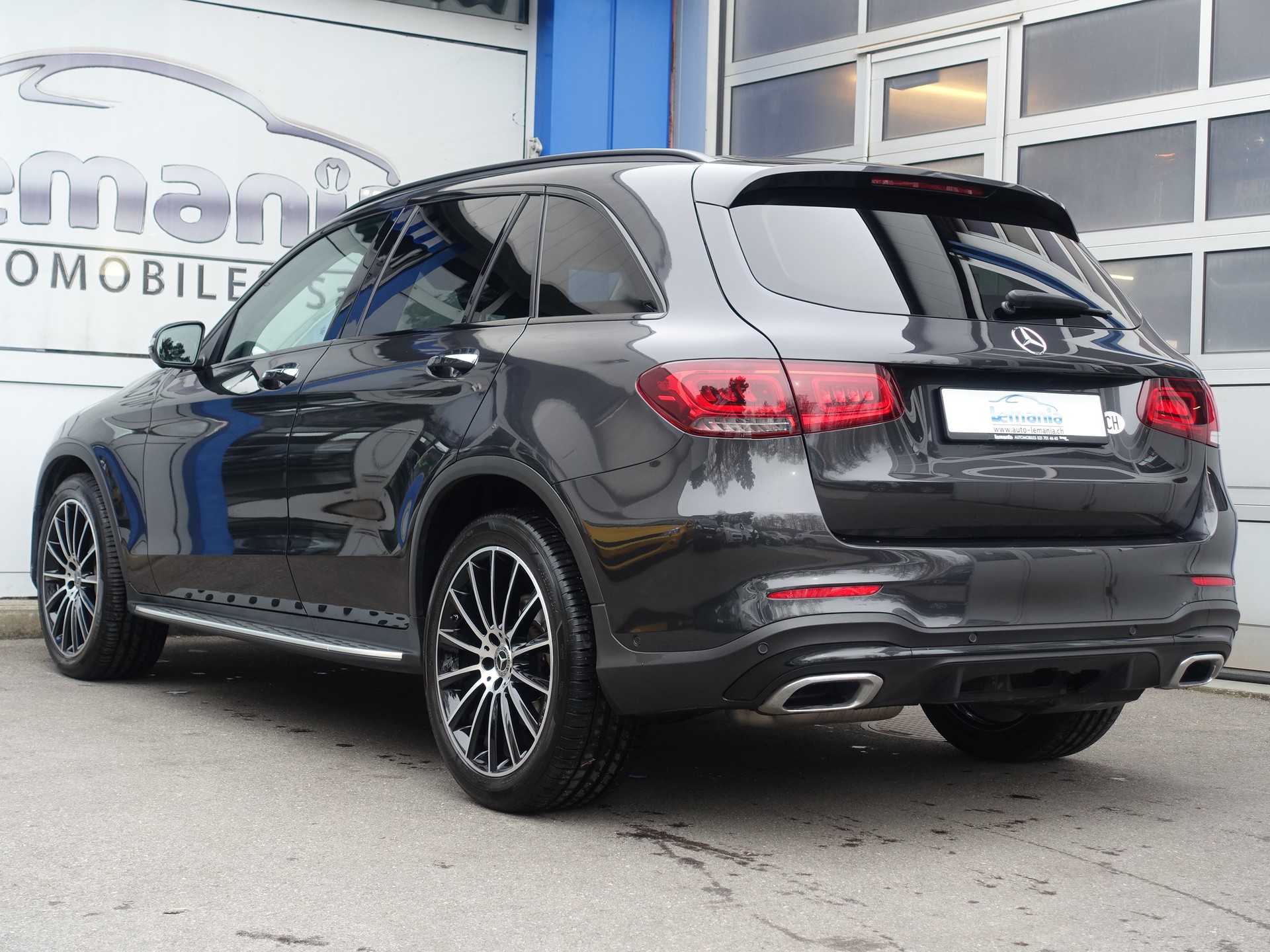 MERCEDES-BENZ GLC 400 d 4Matic AMG Line 9G-Tronic-image-4