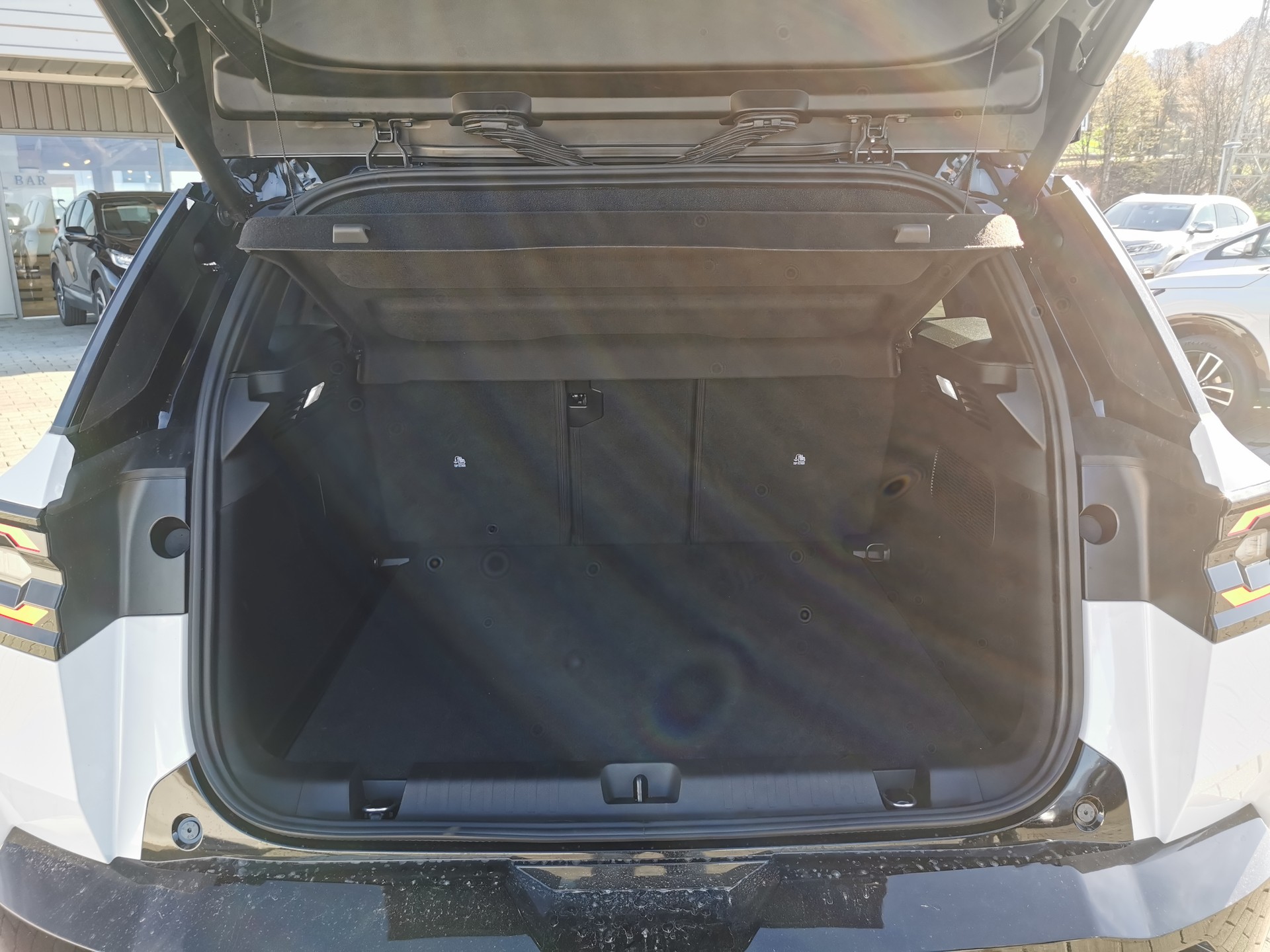 JEEP Compass 1.2 T e-Hybrid Fi-image-5