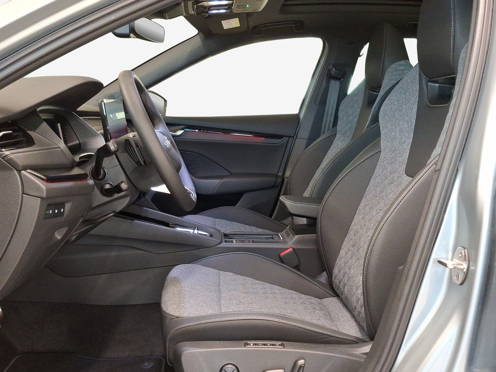 SKODA Octavia Combi 2.0 TSI DSG Sport Line 4x4-image-7