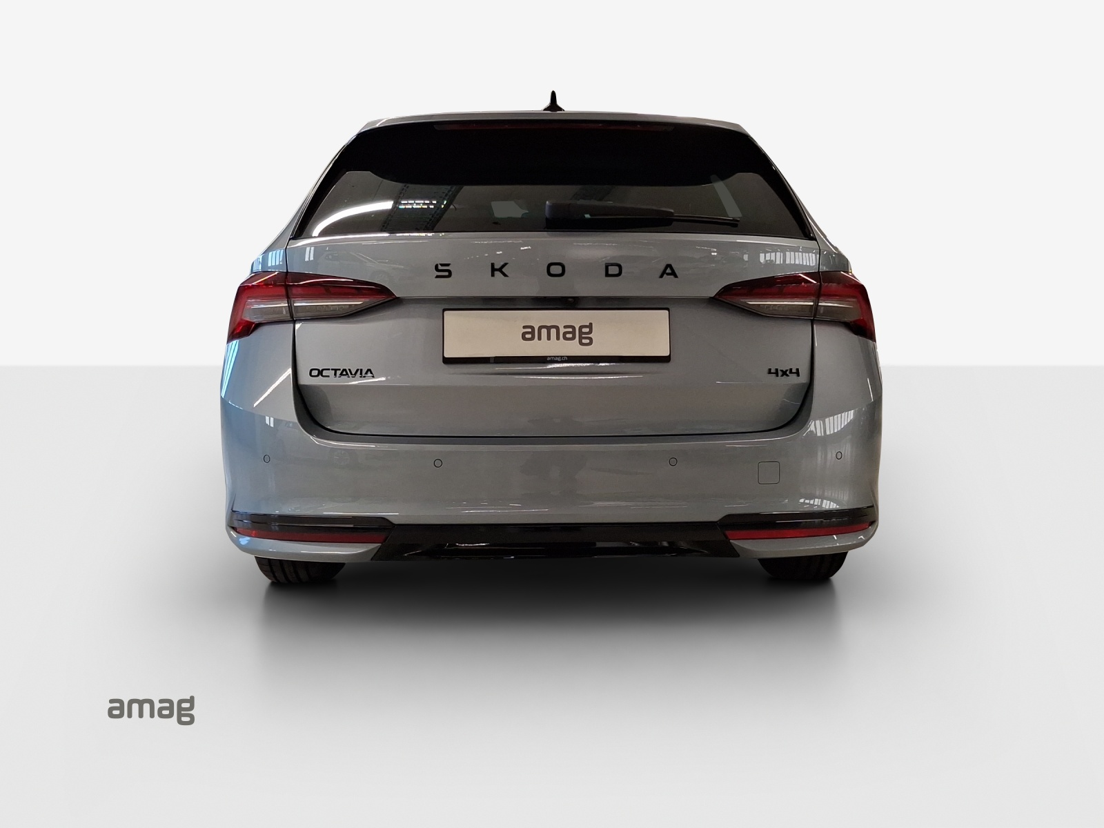 SKODA Octavia Combi 2.0 TSI DSG Sport Line 4x4-image-3