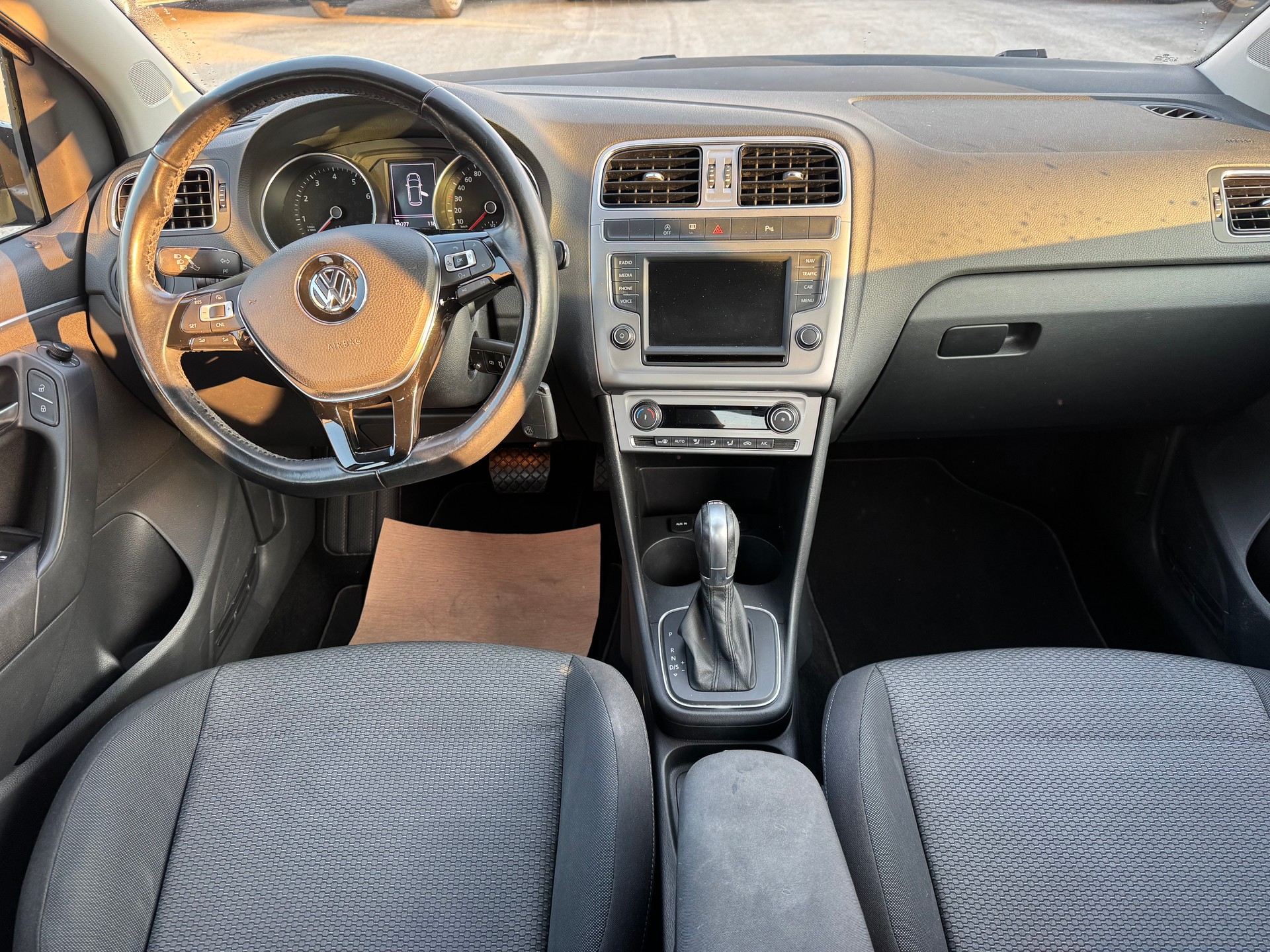 VW Polo 1.2 TSI BMT Sound DSG-image-8