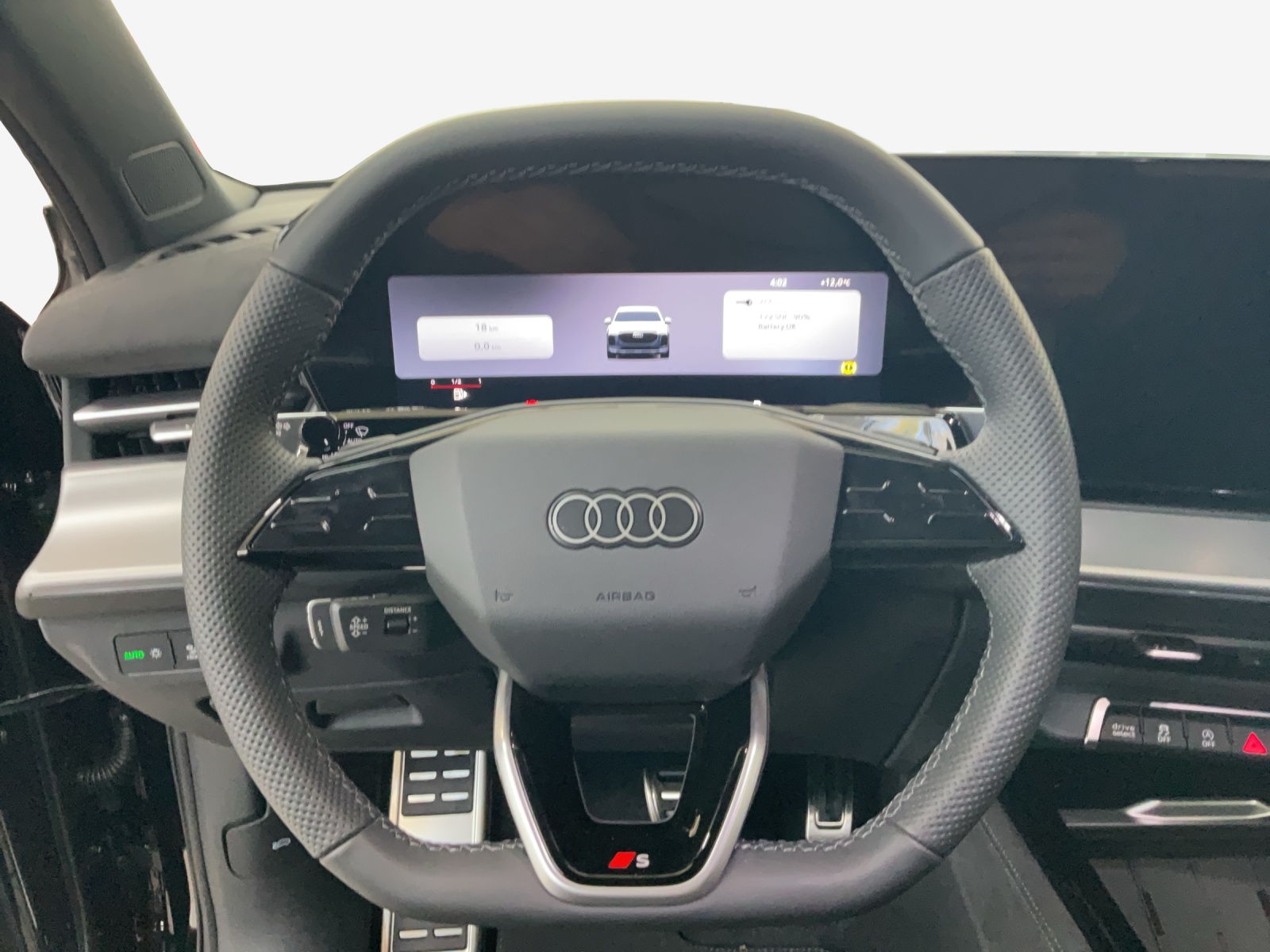 AUDI Q3 SUV 110 kW TFSI S tronic-image-9
