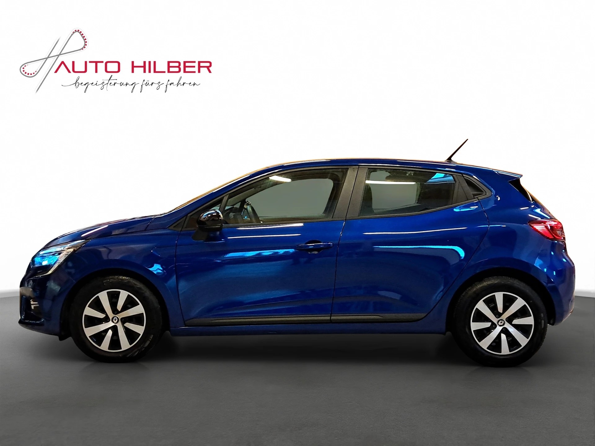 RENAULT Clio 1.0 Intens CVT-image-2