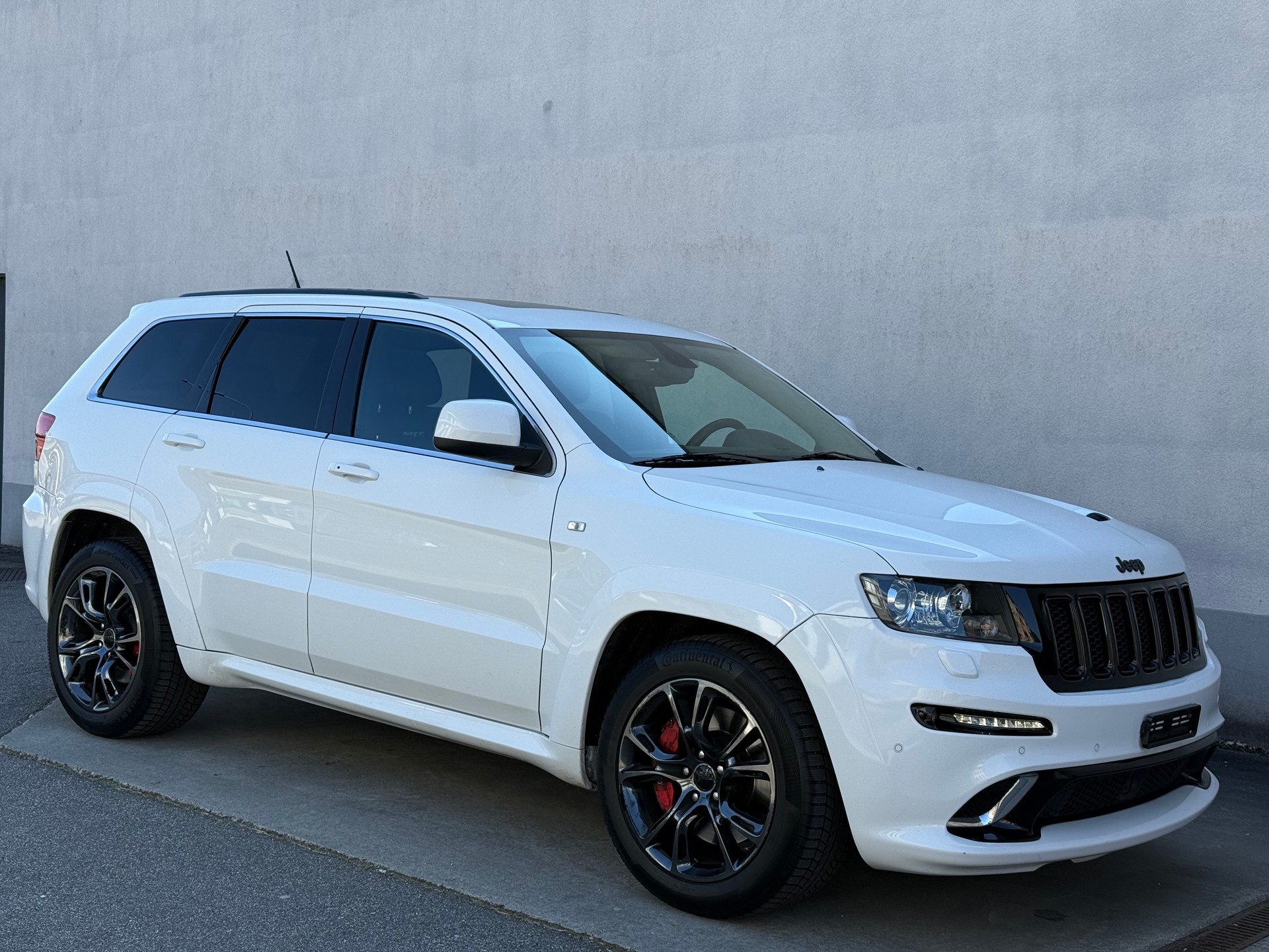 JEEP Grand Cherokee 6.4 SRT8 Automatic-image-6
