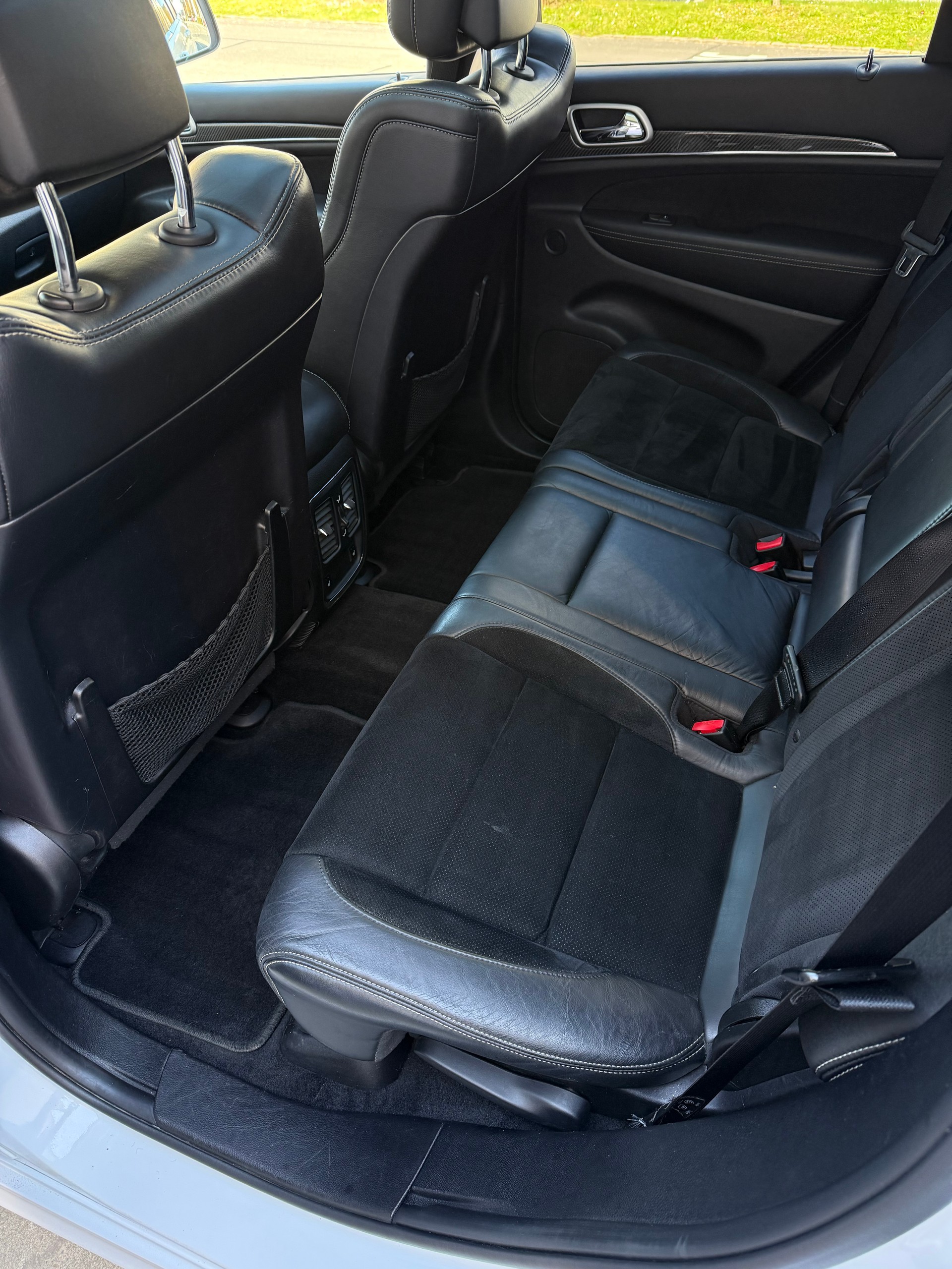 JEEP Grand Cherokee 6.4 SRT8 Automatic-image-12