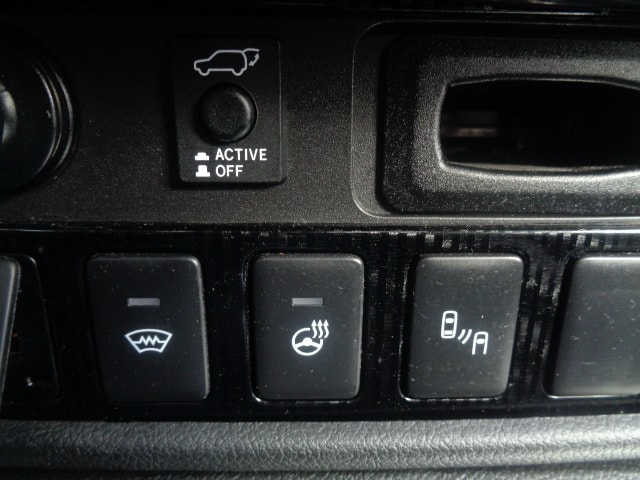 MITSUBISHI Outlander 2.4 PHEV Diamond 4WD Automatic-image-10