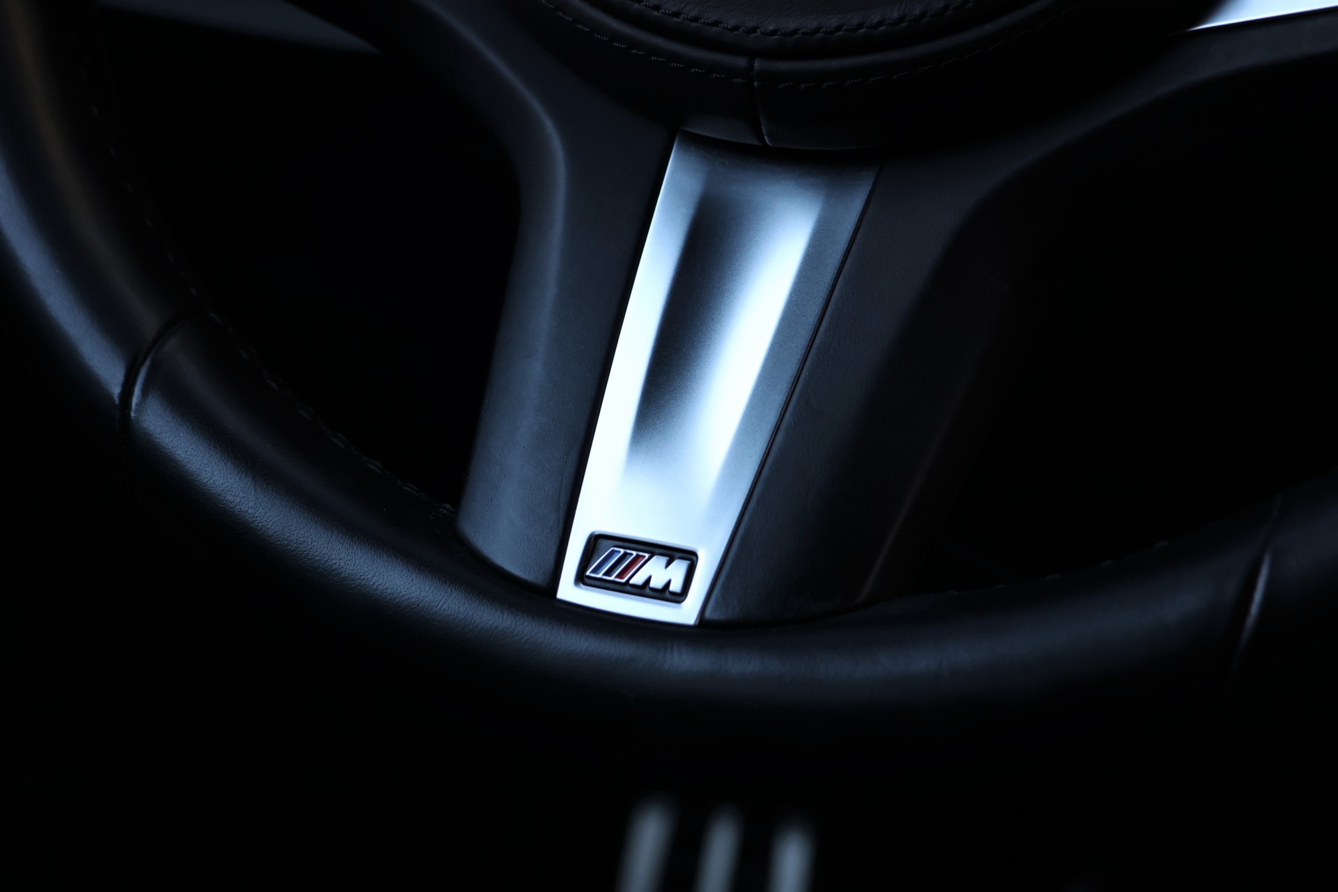 BMW 120d xDrive Steptronic M Sport (CH)-image-16