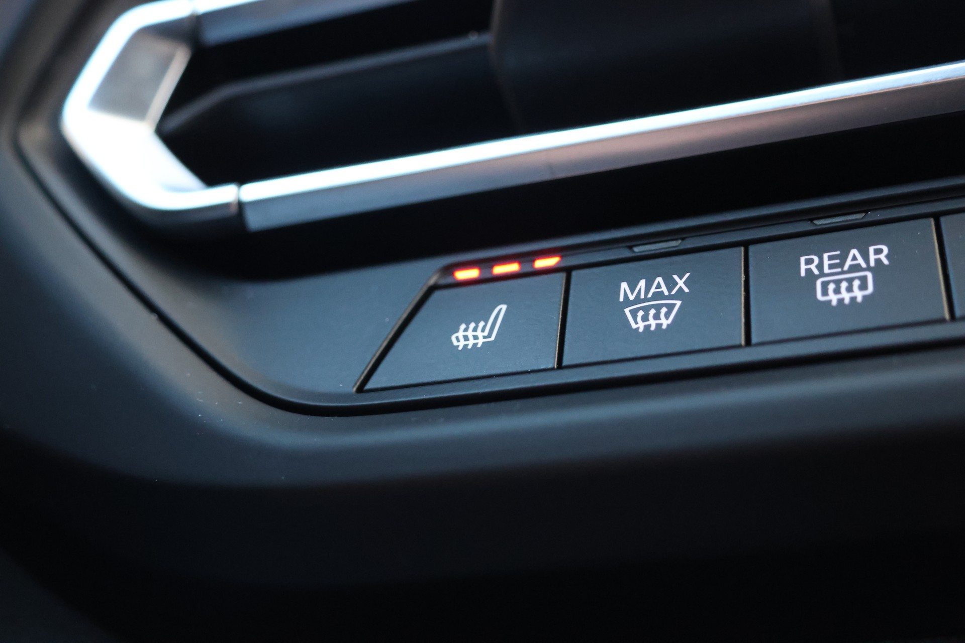 BMW 120d xDrive Steptronic M Sport (CH)-image-24