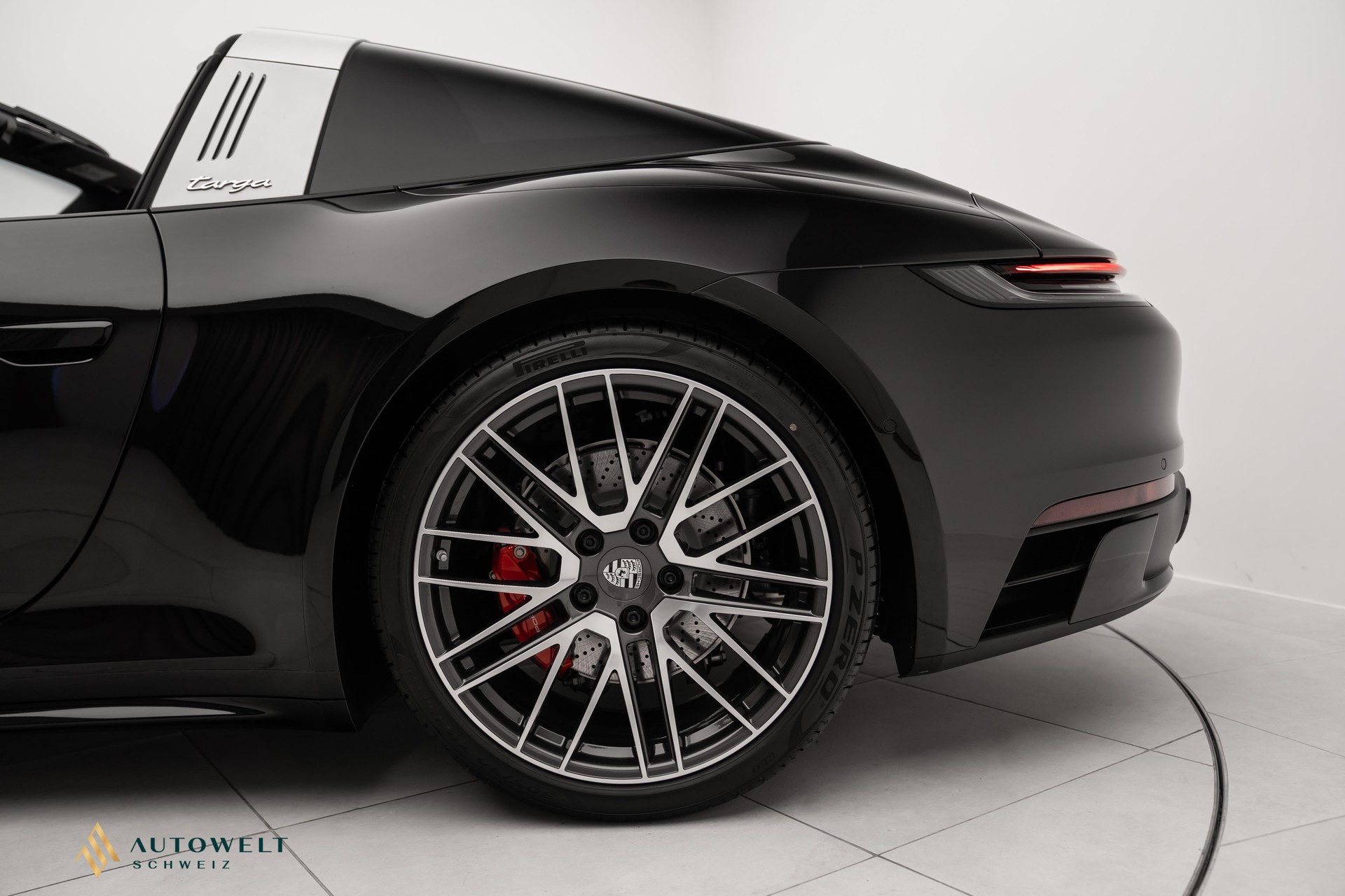 PORSCHE 911 Targa 4S-image-15