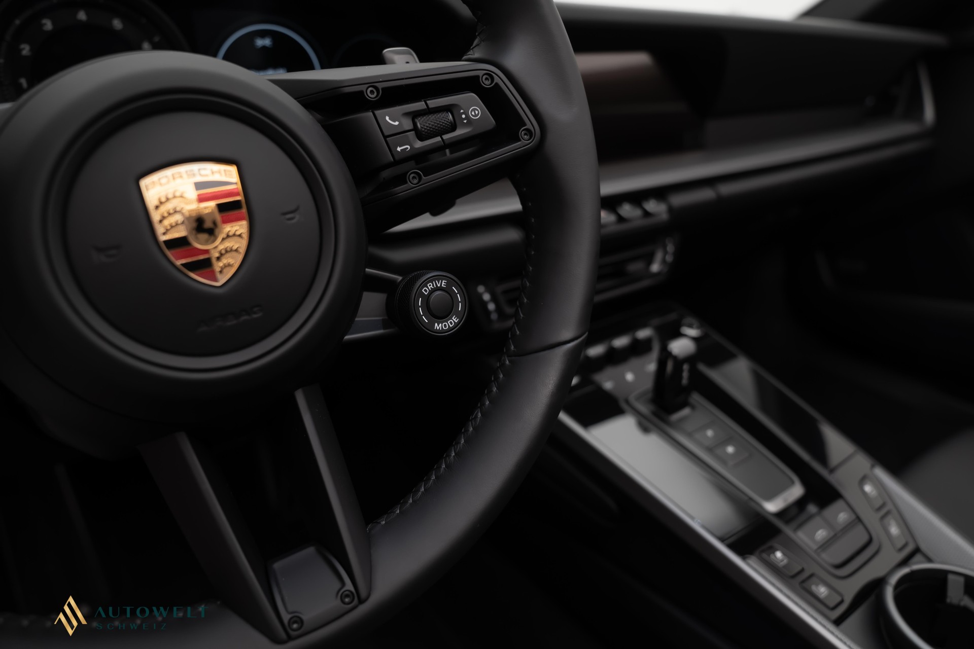 PORSCHE 911 Targa 4S-image-9