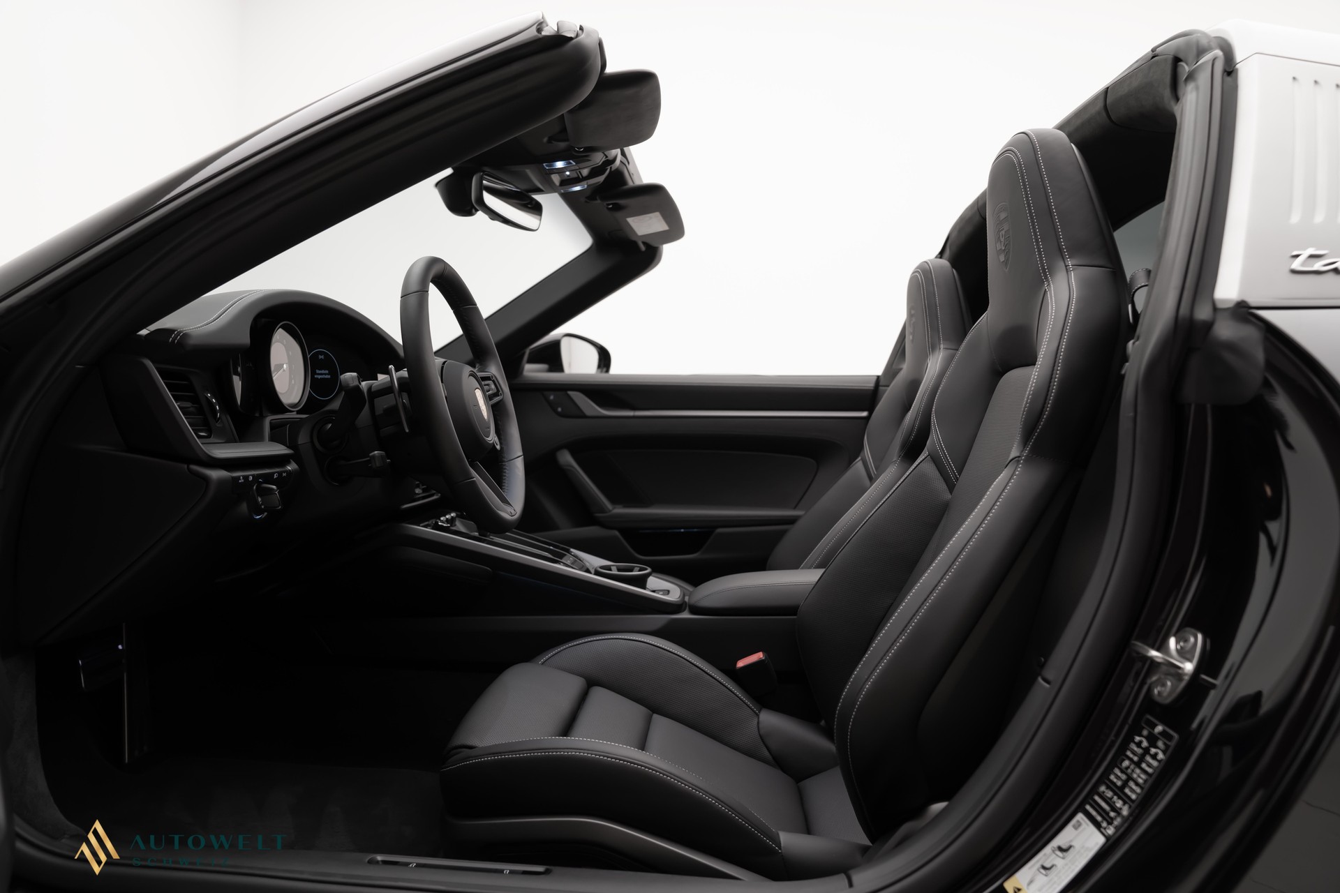 PORSCHE 911 Targa 4S-image-5