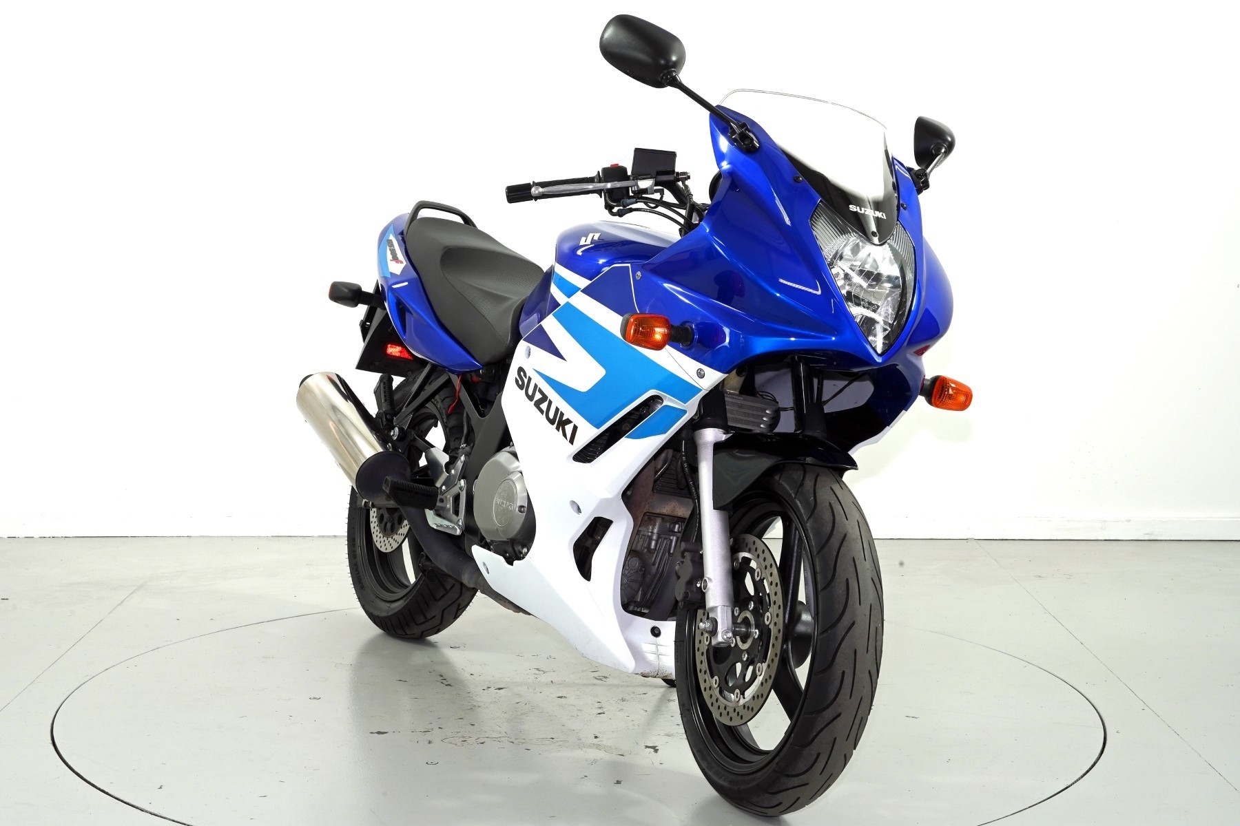SUZUKI GS500FU-showroom-element-1