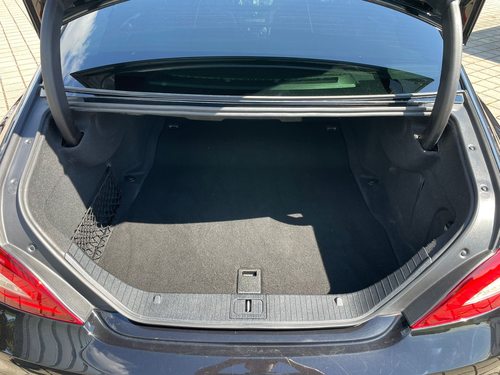 MERCEDES-BENZ CLS 350 d 4Matic 9G-Tronic-image-8