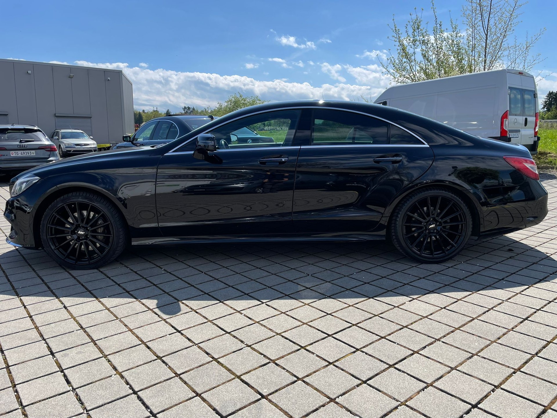 MERCEDES-BENZ CLS 350 d 4Matic 9G-Tronic-image-6