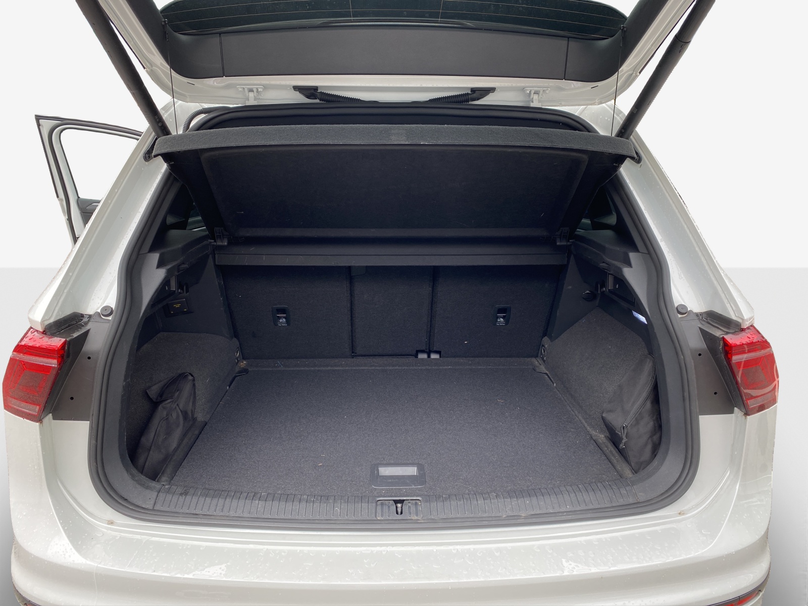 VW Tiguan 2.0 TDI SCR Selection 4Motion DSG-image-12