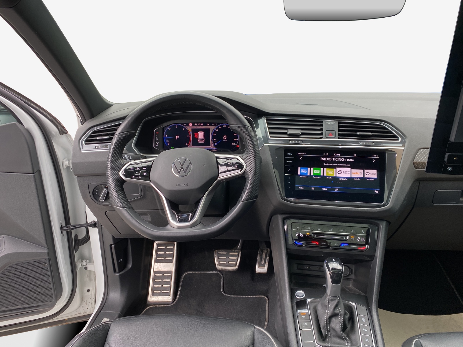 VW Tiguan 2.0 TDI SCR Selection 4Motion DSG-image-8