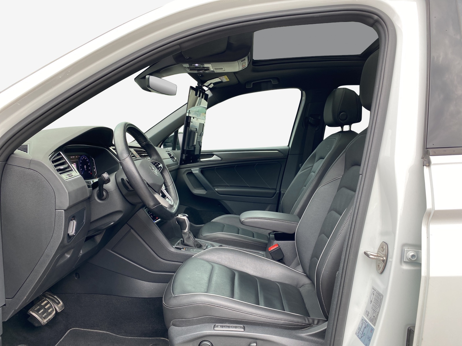 VW Tiguan 2.0 TDI SCR Selection 4Motion DSG-image-7