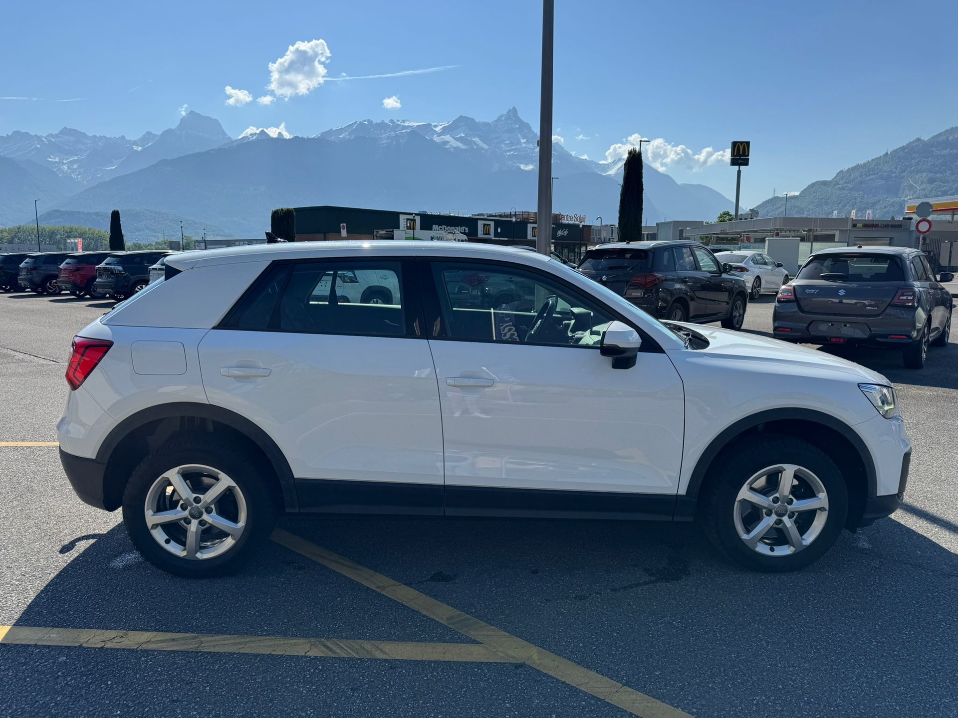 AUDI Q2 40 TFSI quattro S-tronic-image-5