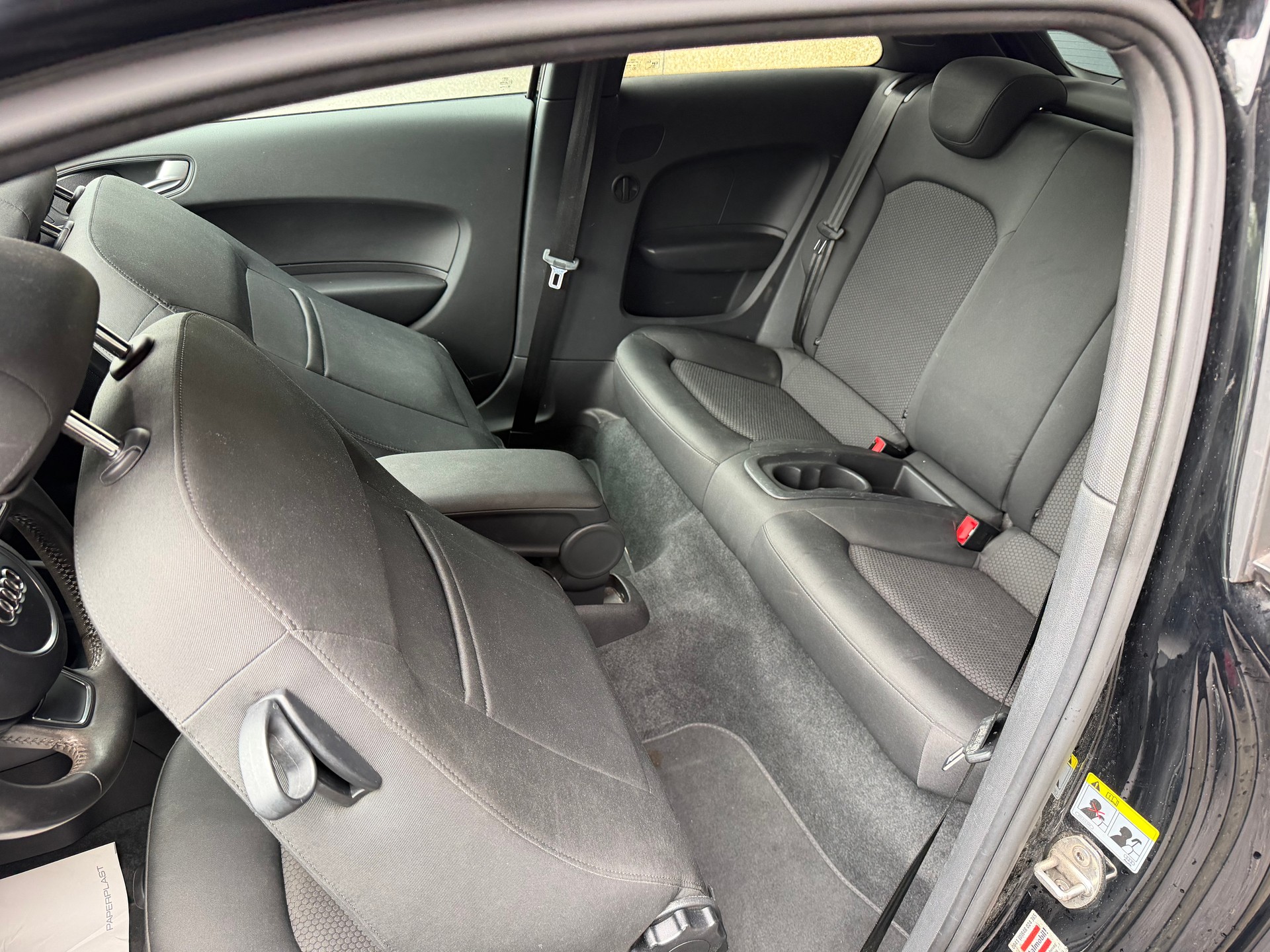 AUDI A1 1.4 TFSI Ambition S-tronic-image-11