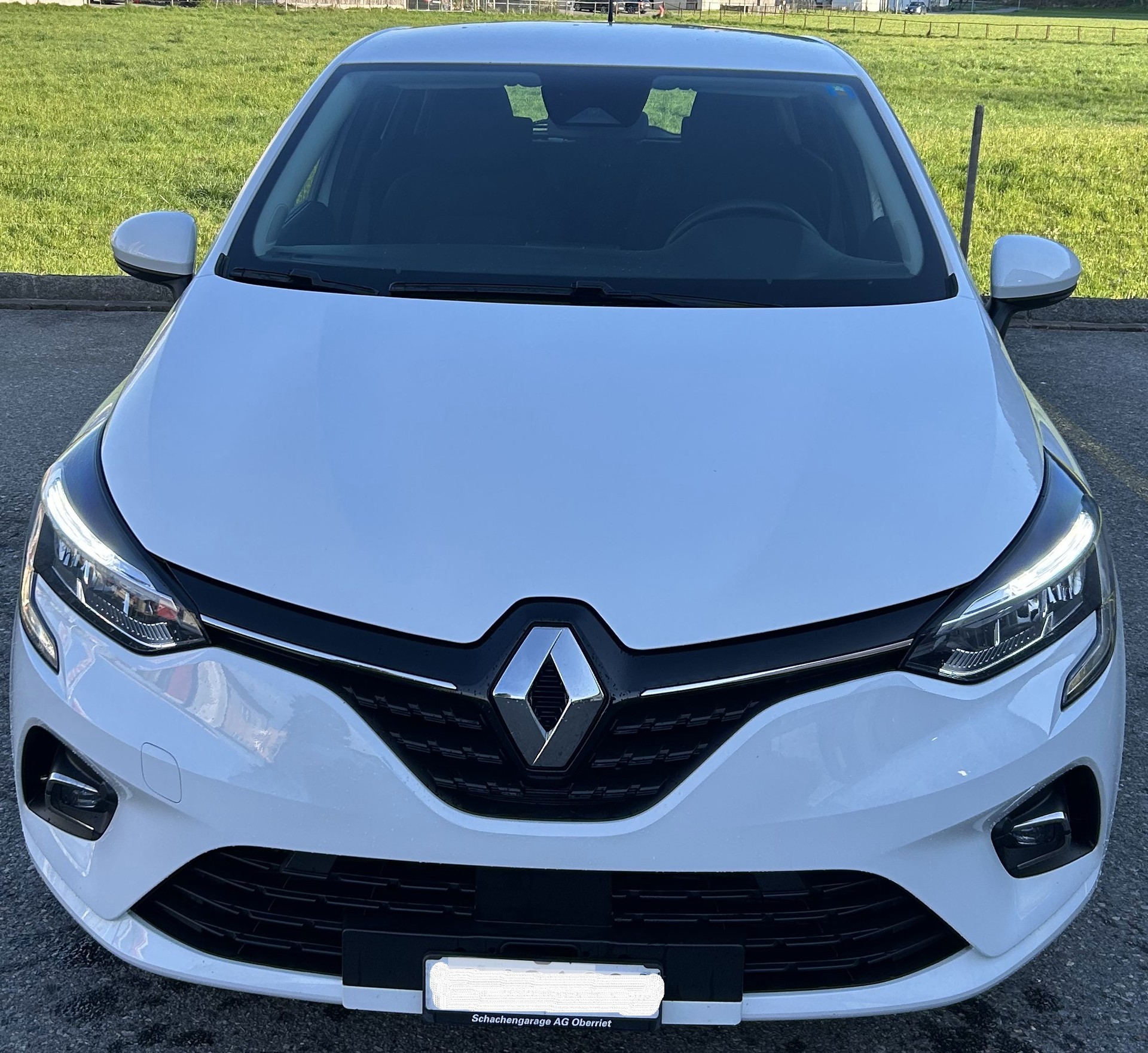 RENAULT 1.0 TCe 100 Zen-image-1