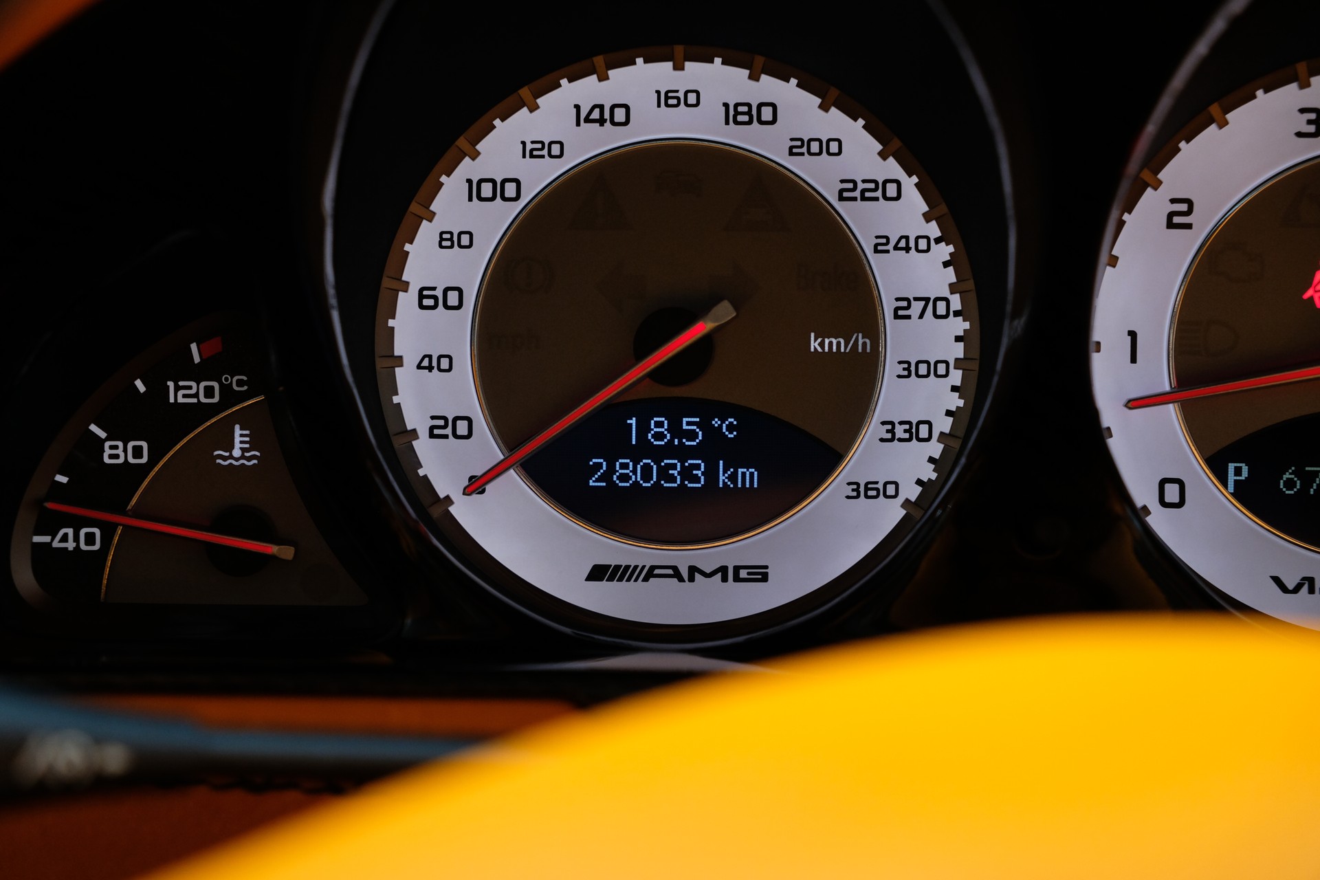 MERCEDES-BENZ SL 65 AMG Speedshift FAB Design Nr. 4 von Weltweit 10-image-21