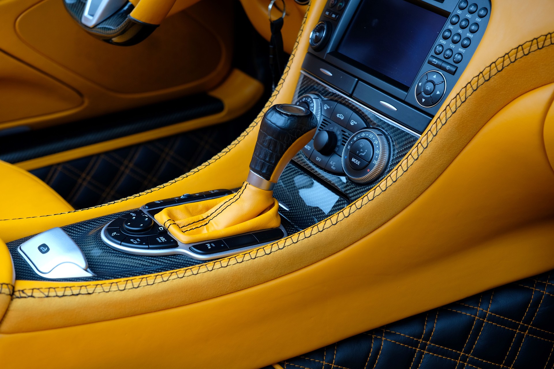 MERCEDES-BENZ SL 65 AMG Speedshift FAB Design Nr. 4 von Weltweit 10-image-27