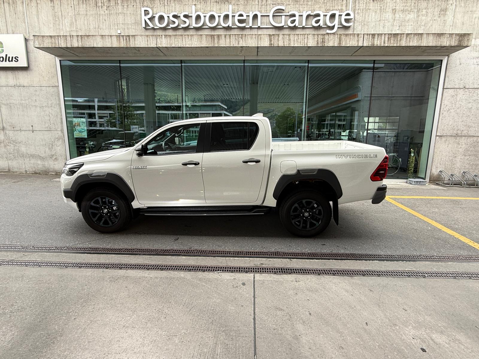 TOYOTA Hilux 2.8d MHEV Invincible Double Cab 4x4