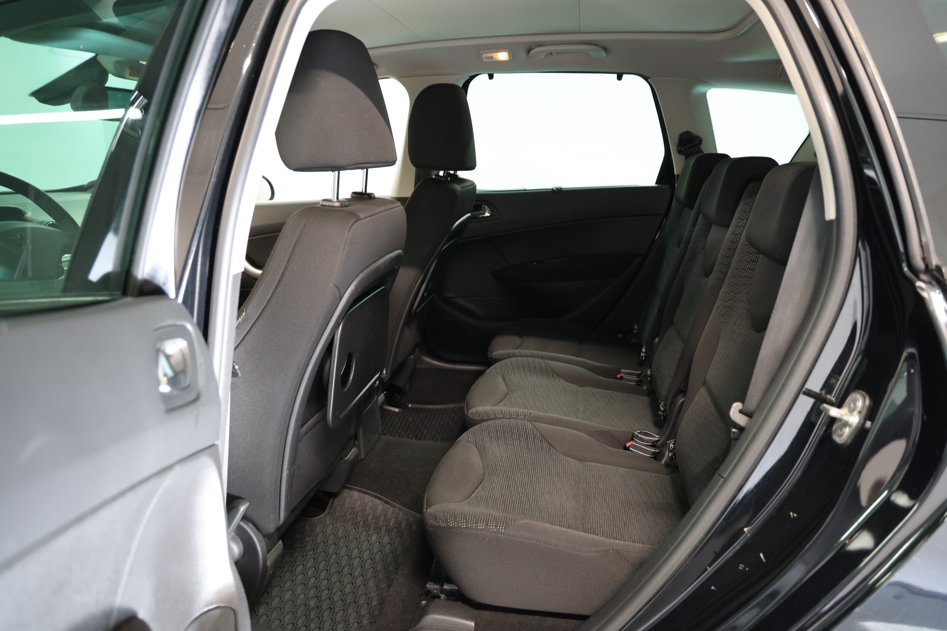 PEUGEOT 308 SW 1.6 16V Turbo Sport Pack-image-14